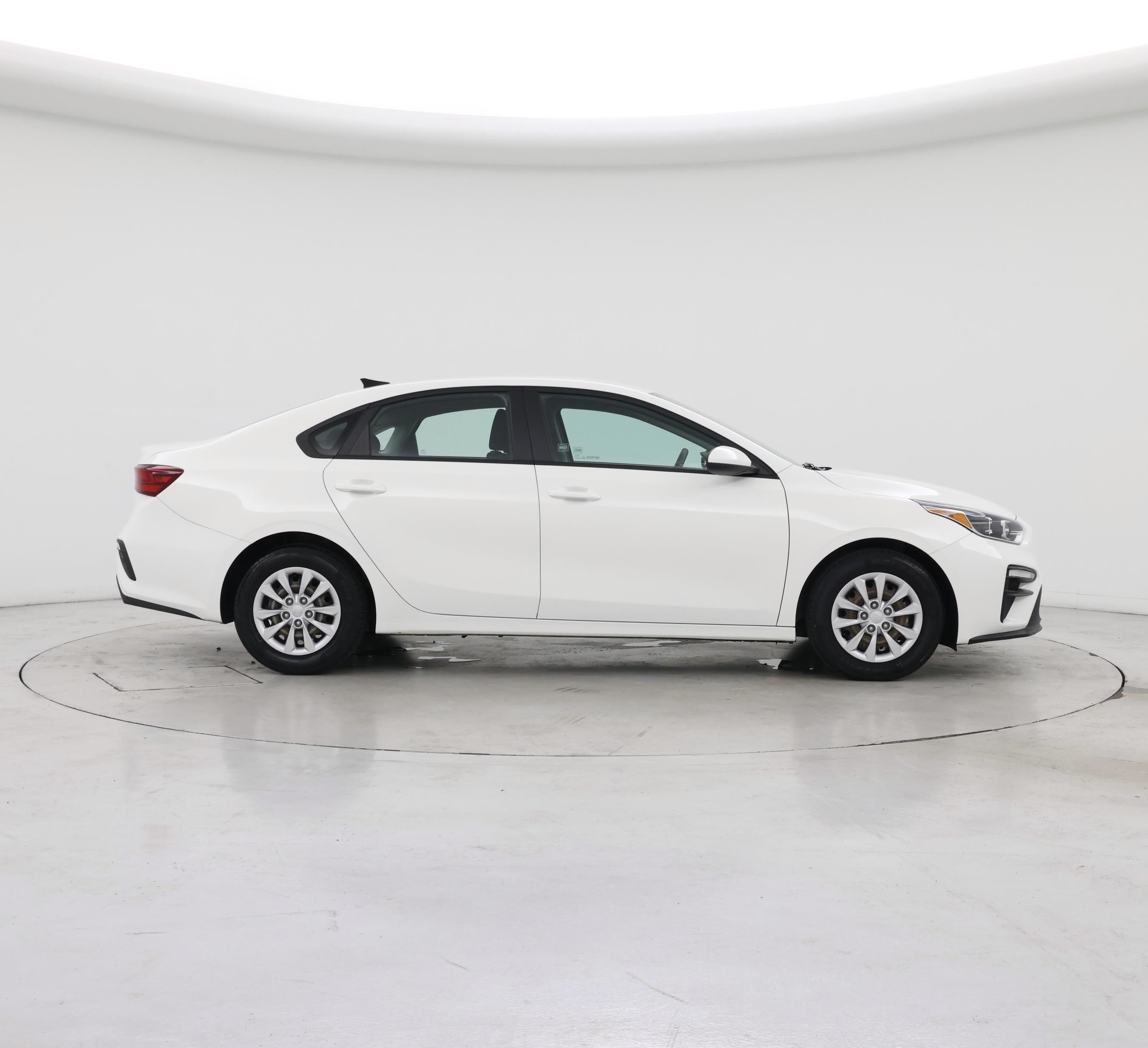 Thumbnail: 2021 Kia Forte - 7