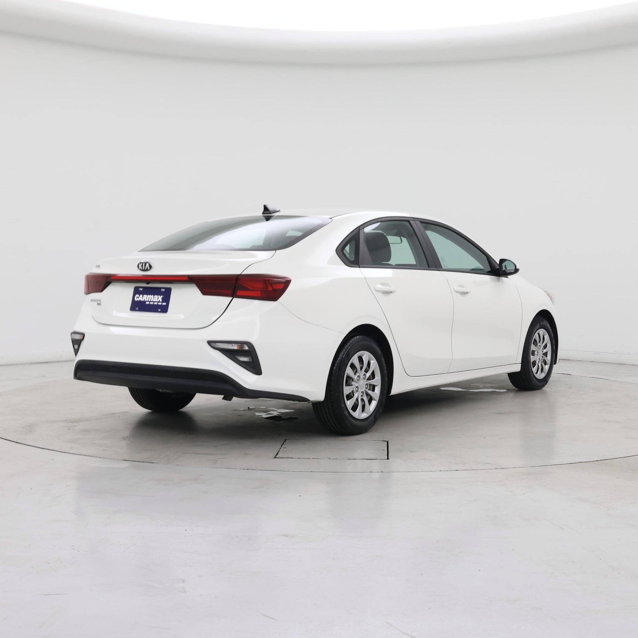 Thumbnail: 2021 Kia Forte - 8