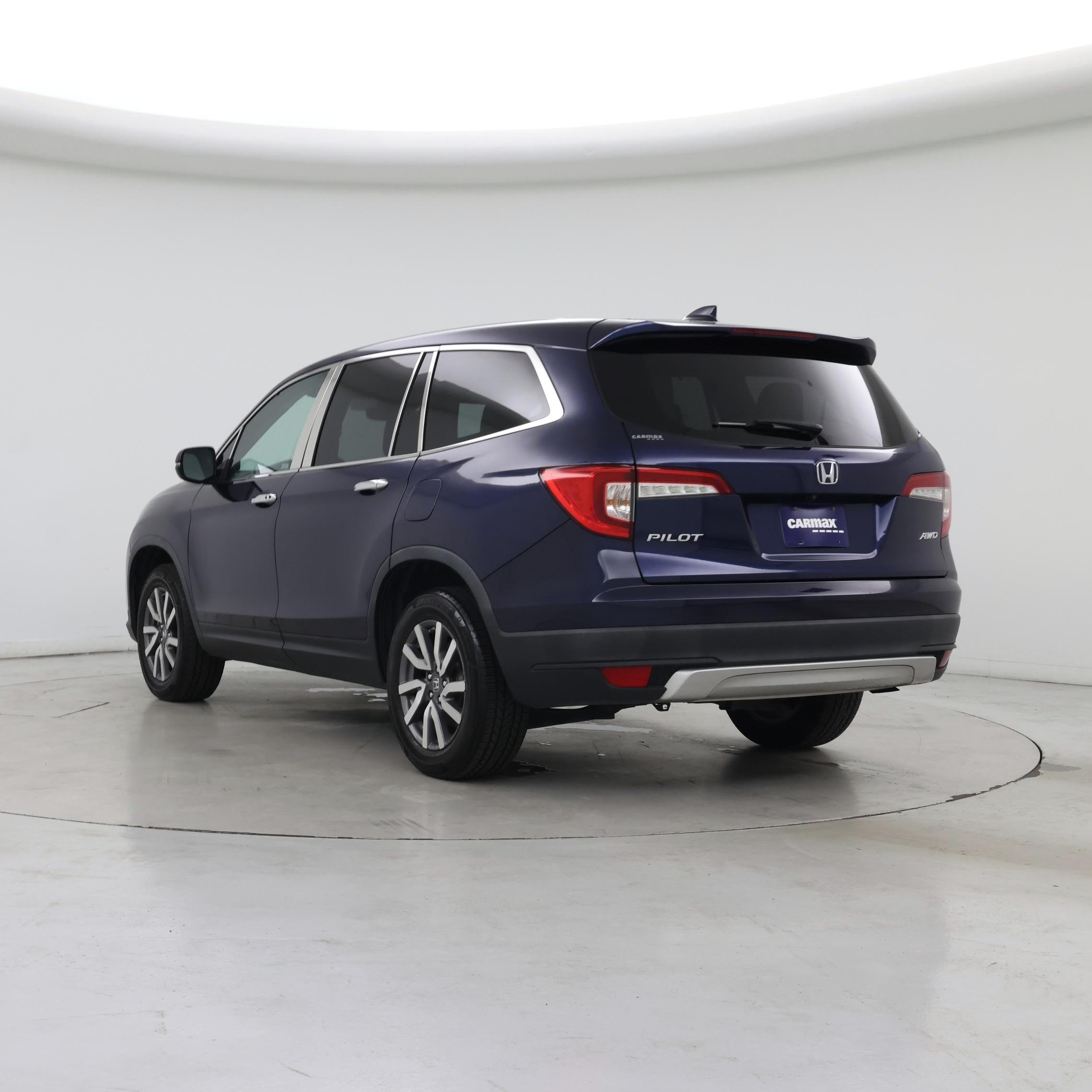 Thumbnail: 2019 Honda Pilot - 2