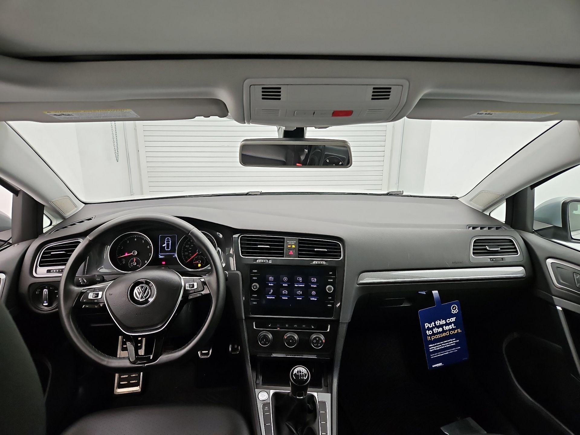 Thumbnail: 2019 Volkswagen Golf - 9