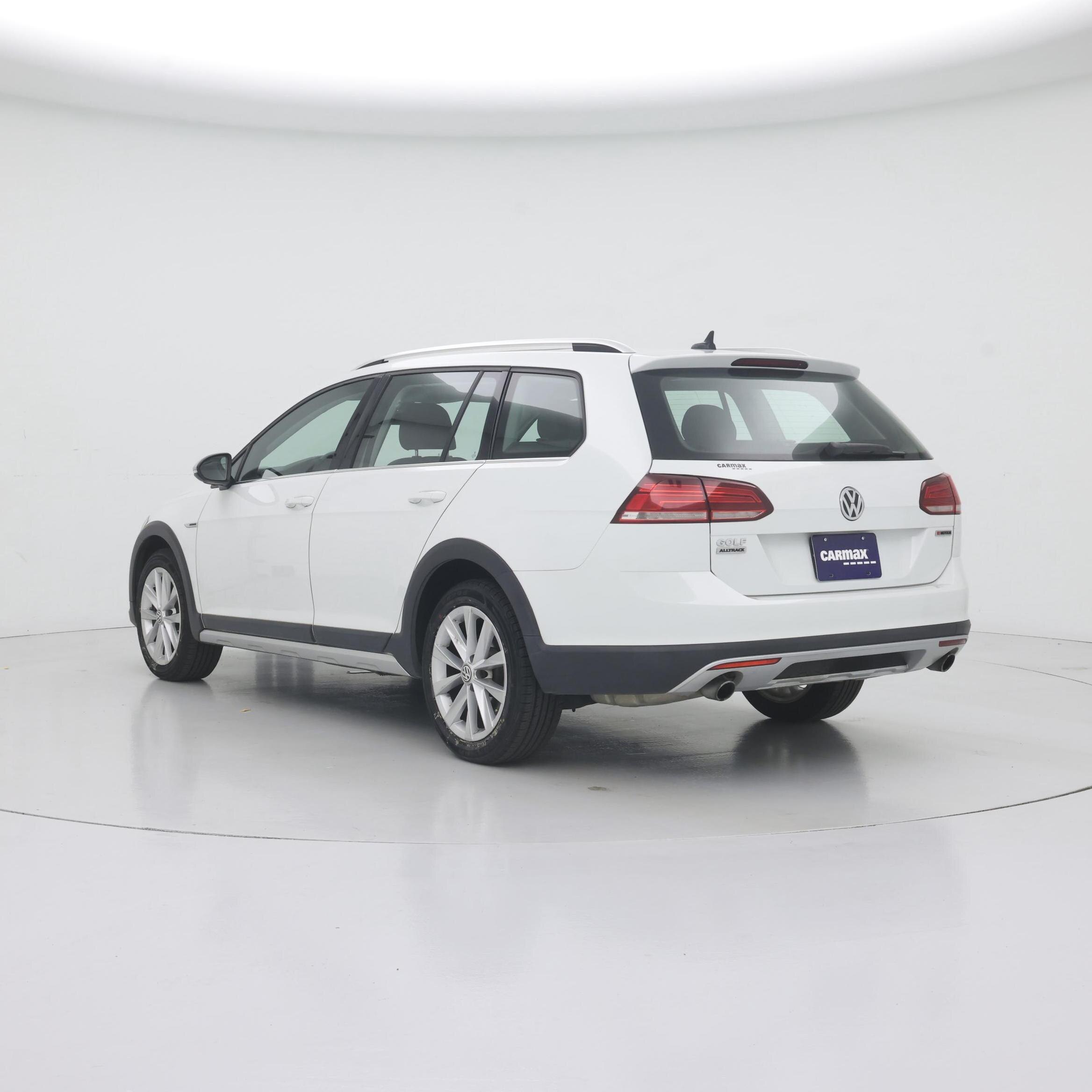 Thumbnail: 2019 Volkswagen Golf - 2