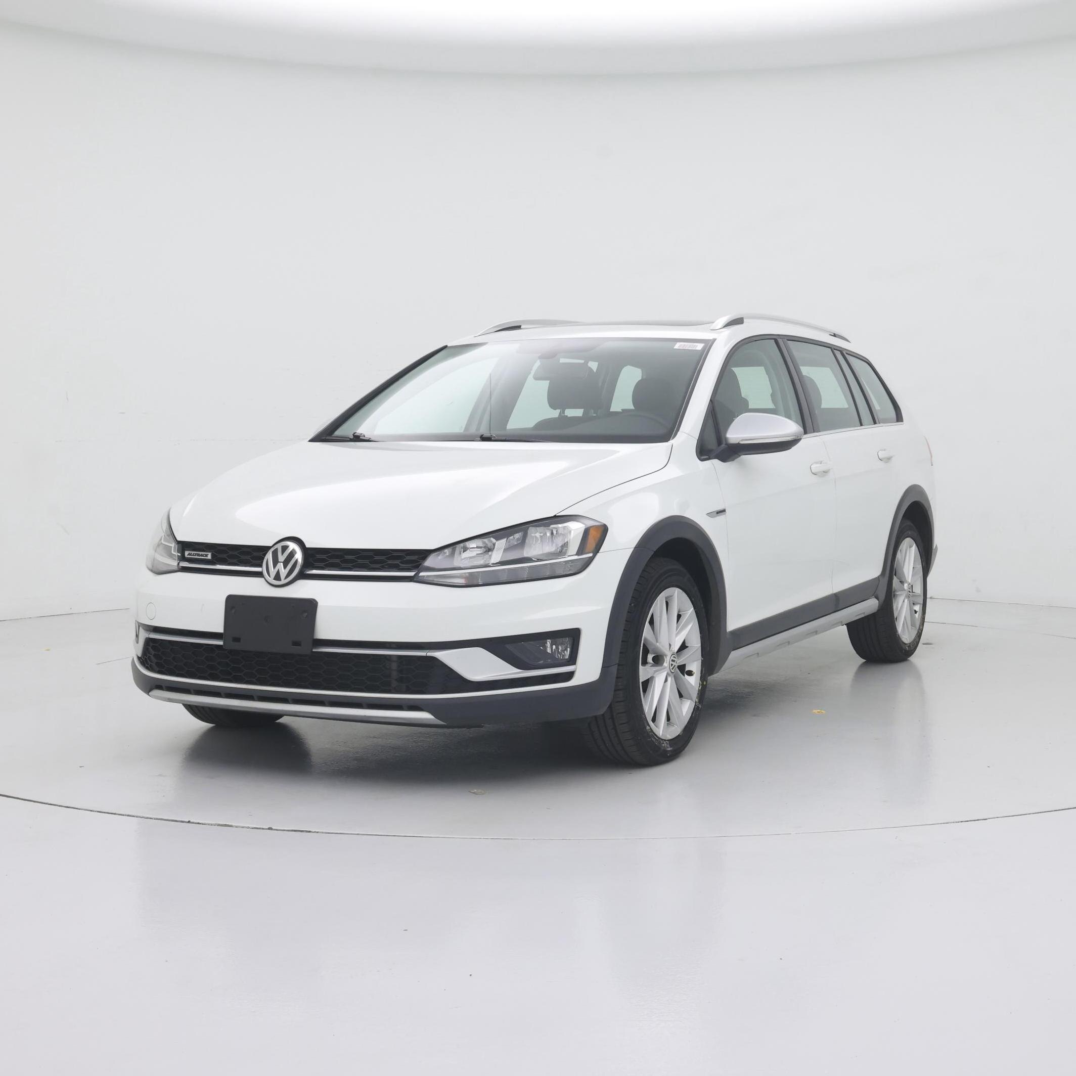 Thumbnail: 2019 Volkswagen Golf - 4