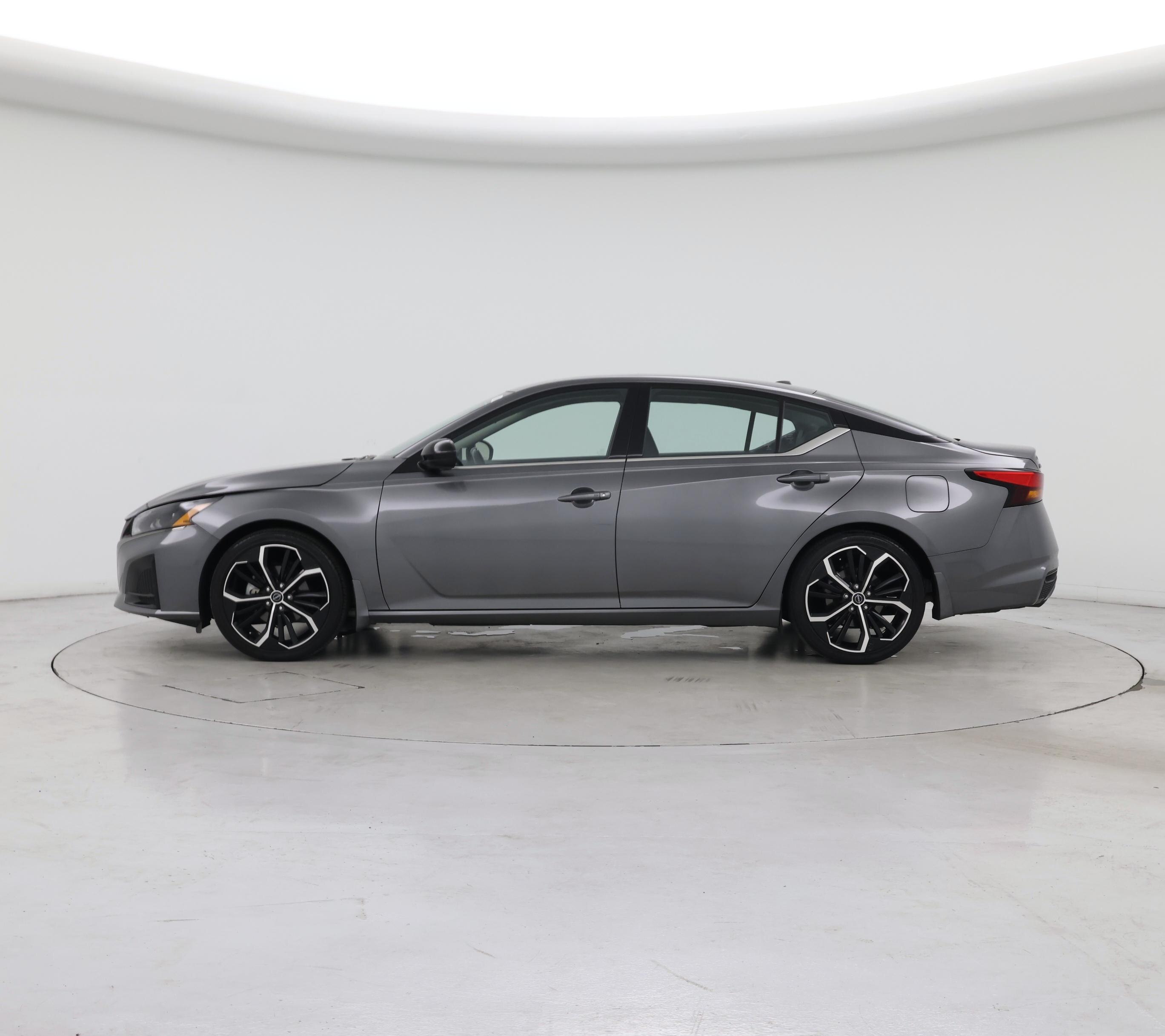 Thumbnail: 2024 Nissan Altima - 3