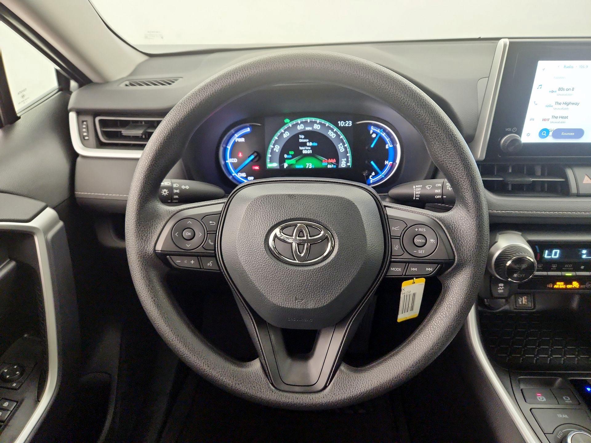 Thumbnail: 2025 Toyota RAV4 - 10