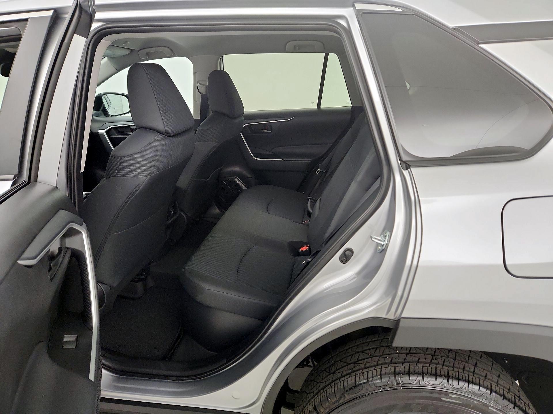 Thumbnail: 2025 Toyota RAV4 - 19