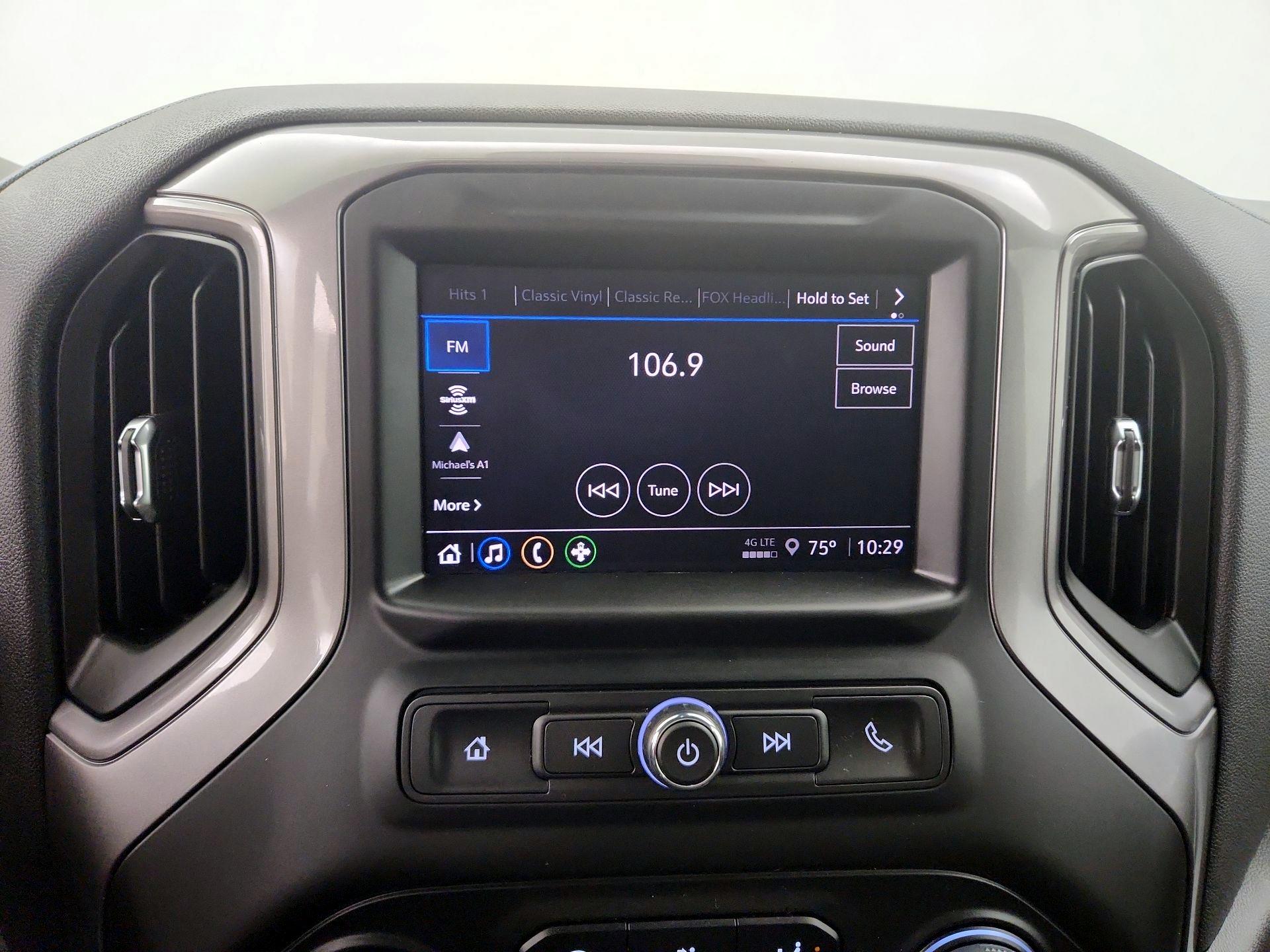 Thumbnail: 2025 Chevrolet Silverado 1500 - 15