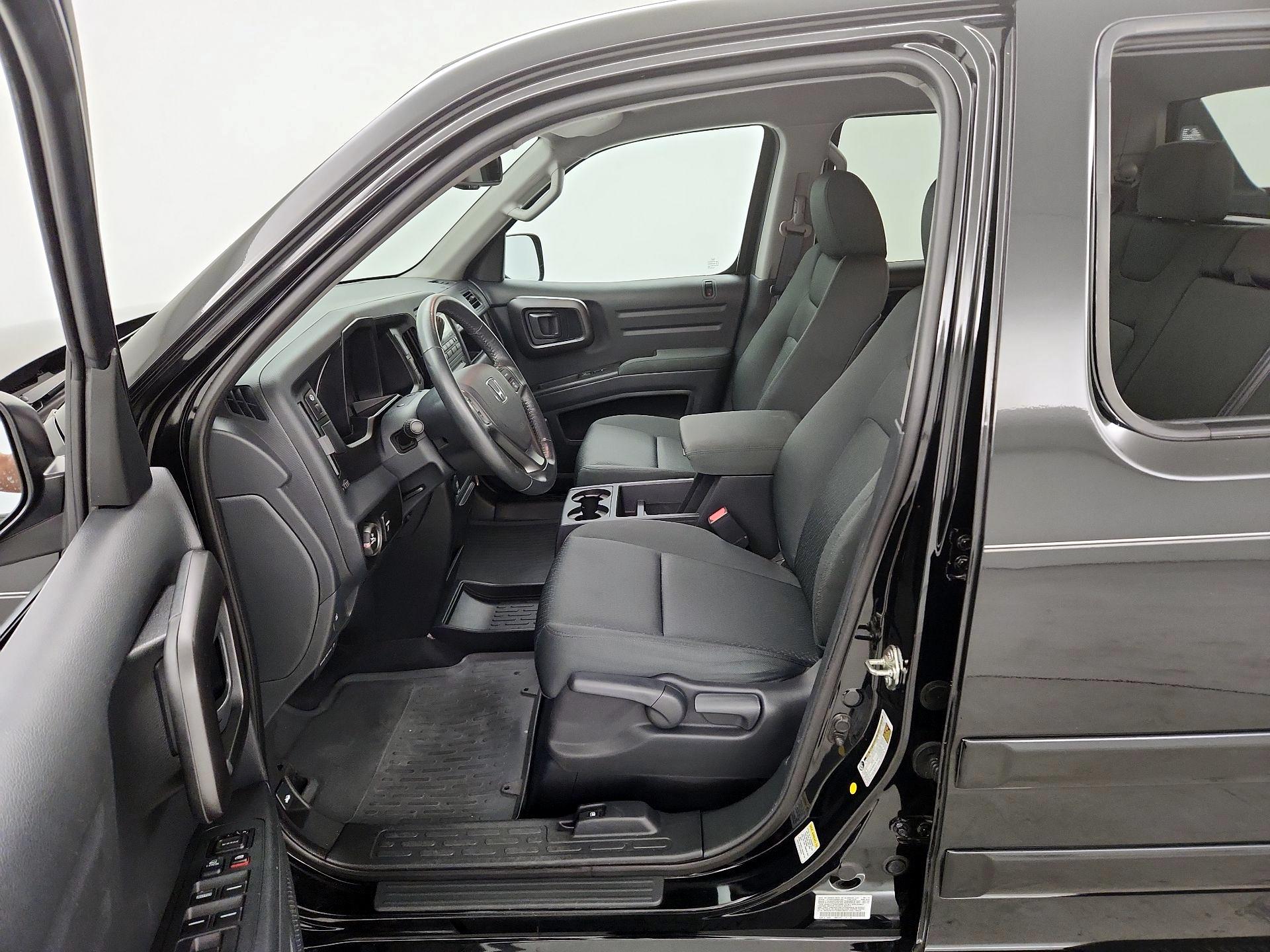 Thumbnail: 2014 Honda Ridgeline - 11