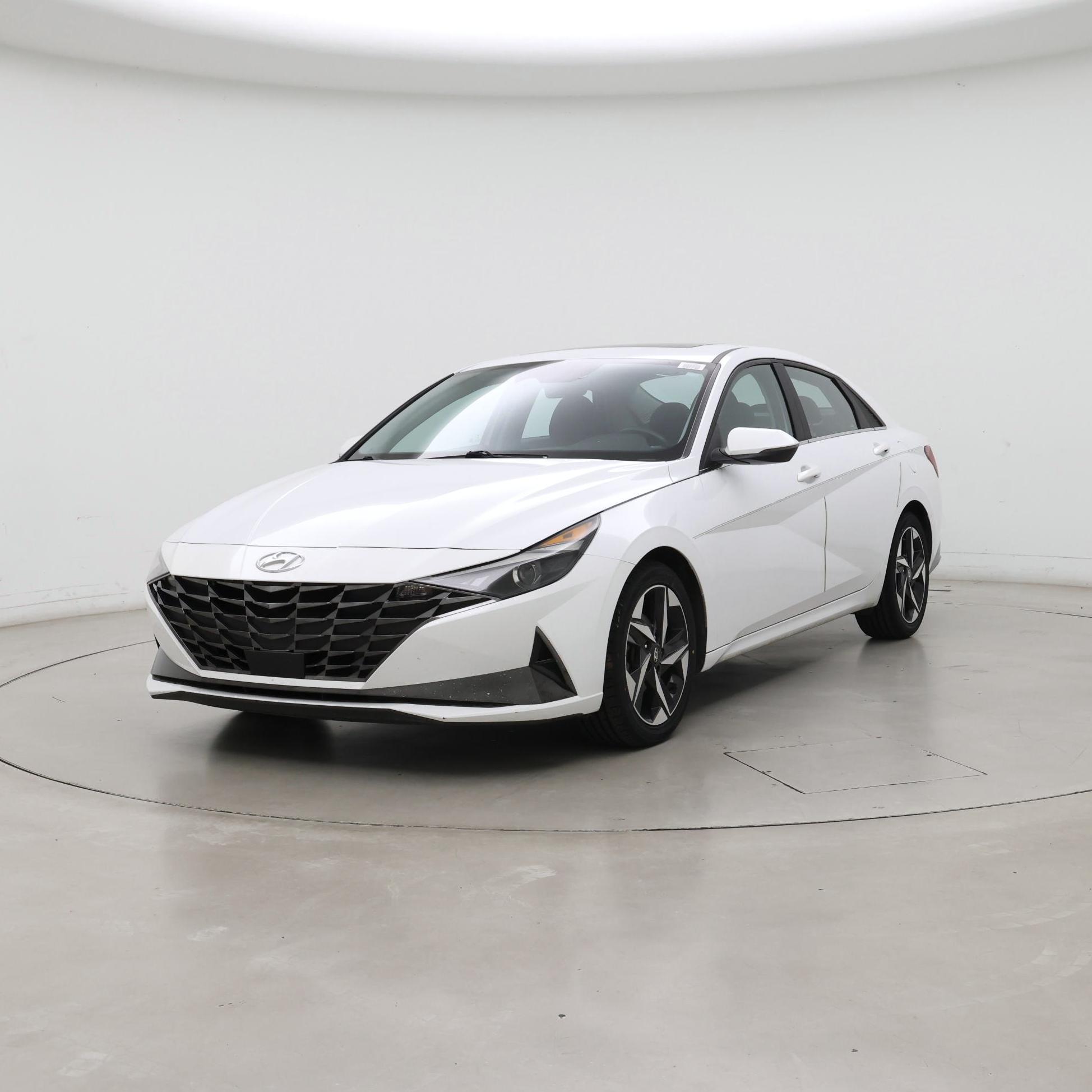 Thumbnail: 2021 Hyundai Elantra - 4