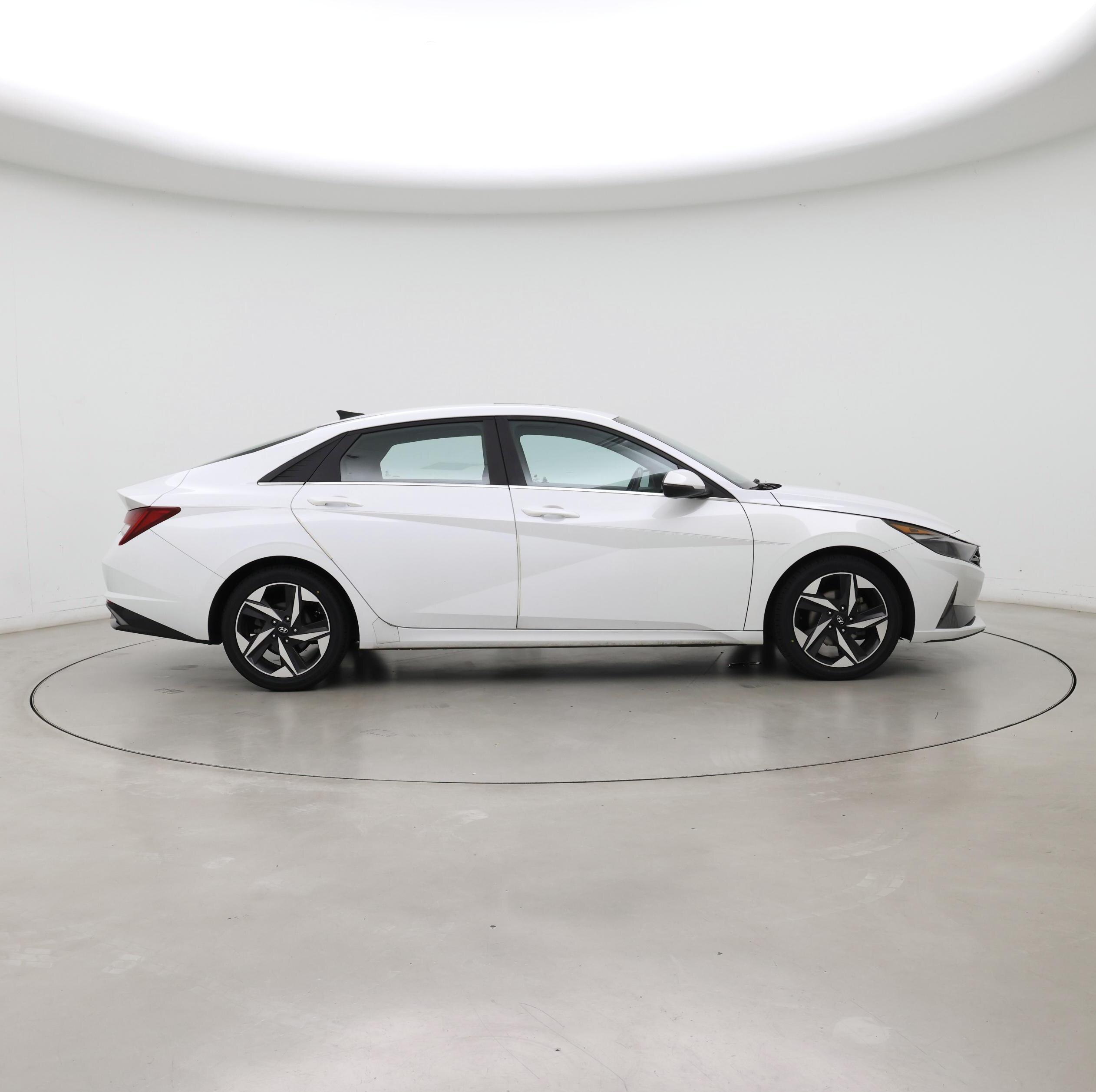 Thumbnail: 2021 Hyundai Elantra - 7