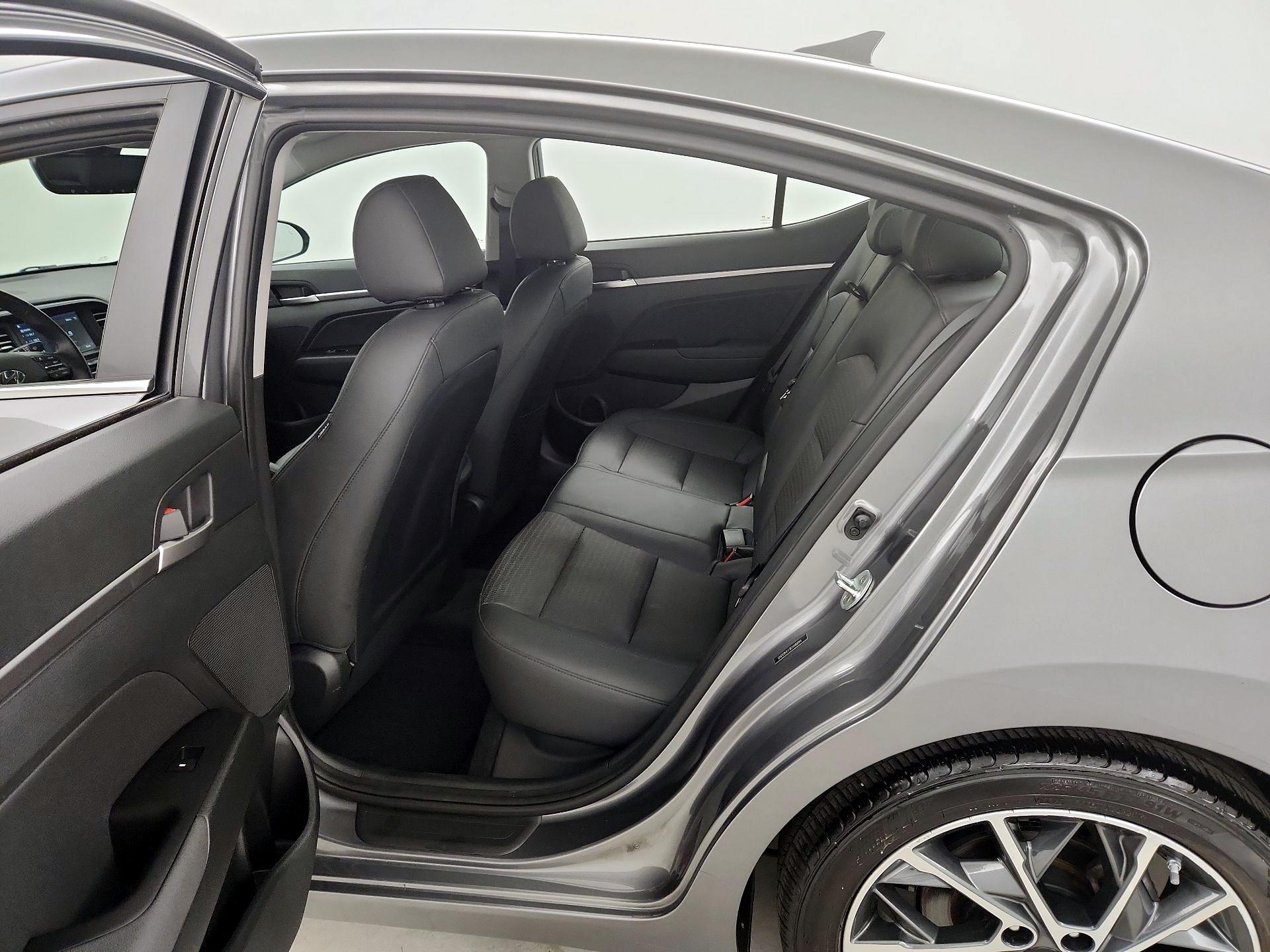 Thumbnail: 2019 Hyundai Elantra - 19