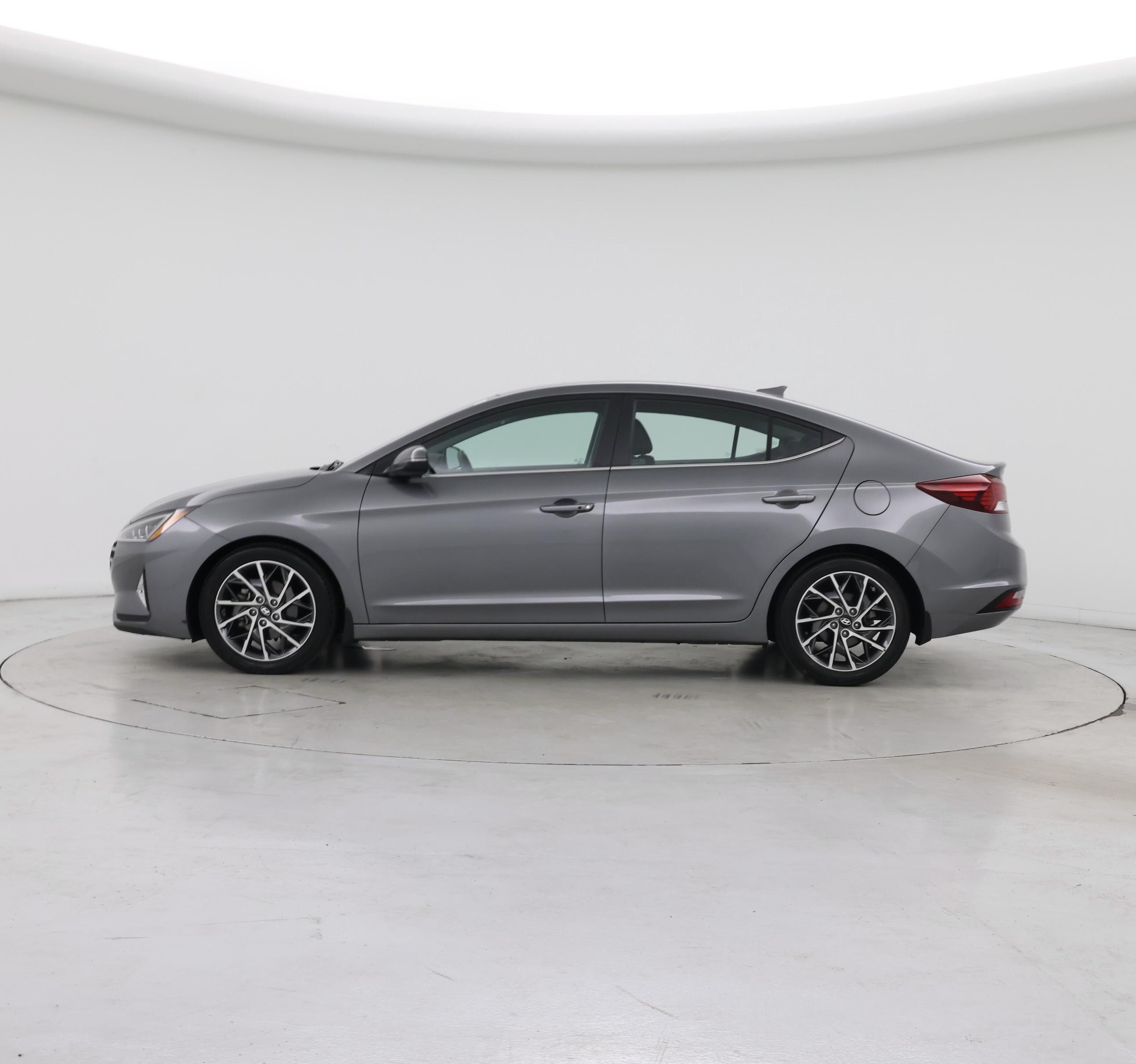 Thumbnail: 2019 Hyundai Elantra - 3