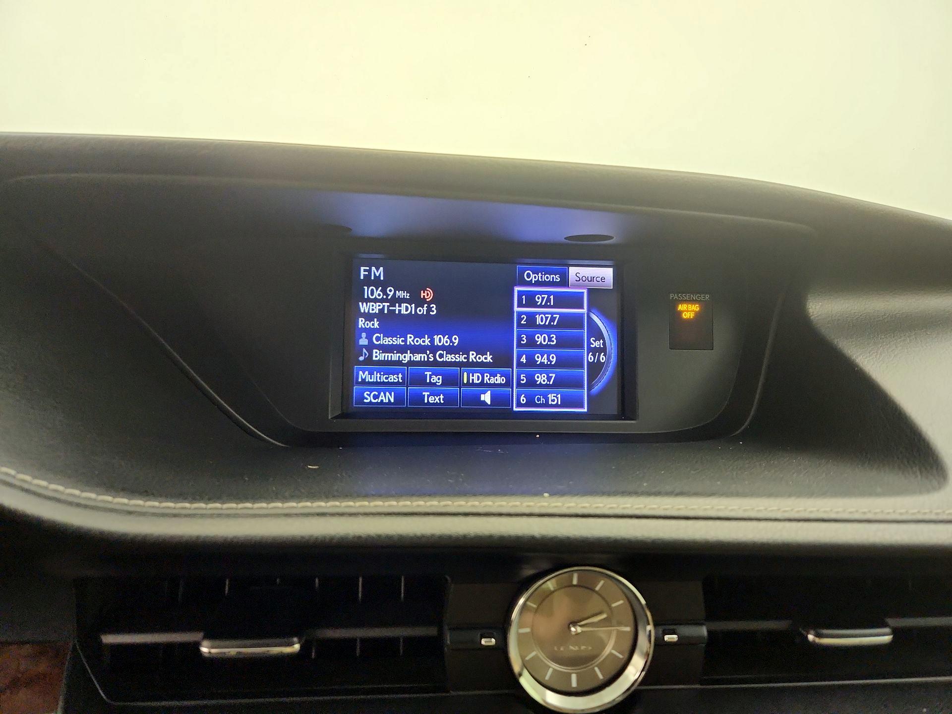 Thumbnail: 2014 Lexus ES - 15