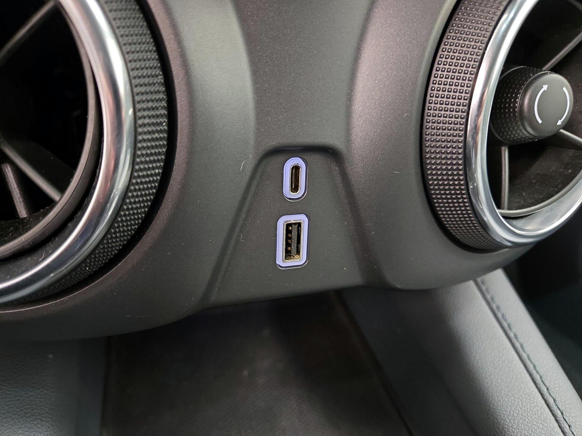 Thumbnail: 2022 Chevrolet Blazer - 18