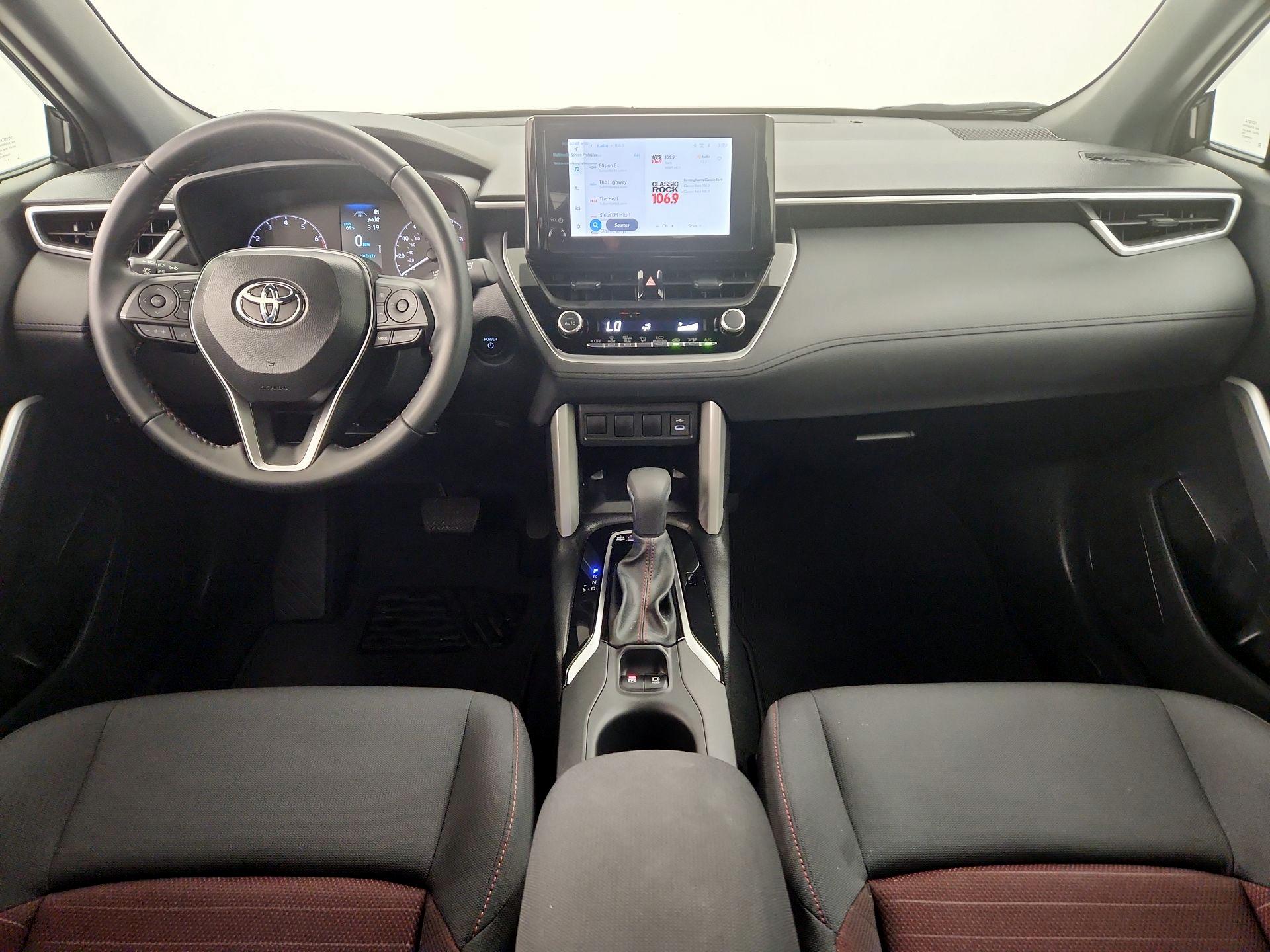 Thumbnail: 2025 Toyota Corolla Cross - 9