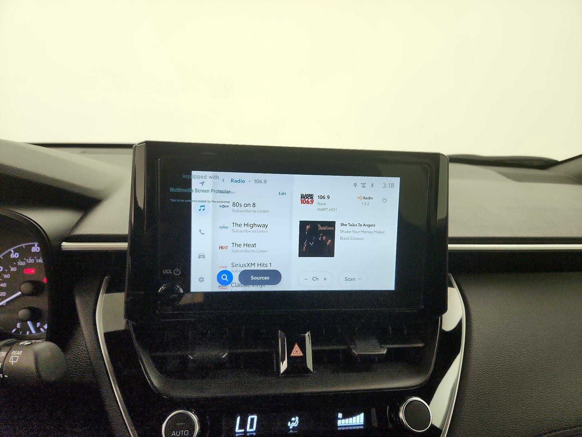 Thumbnail: 2025 Toyota Corolla Cross - 15