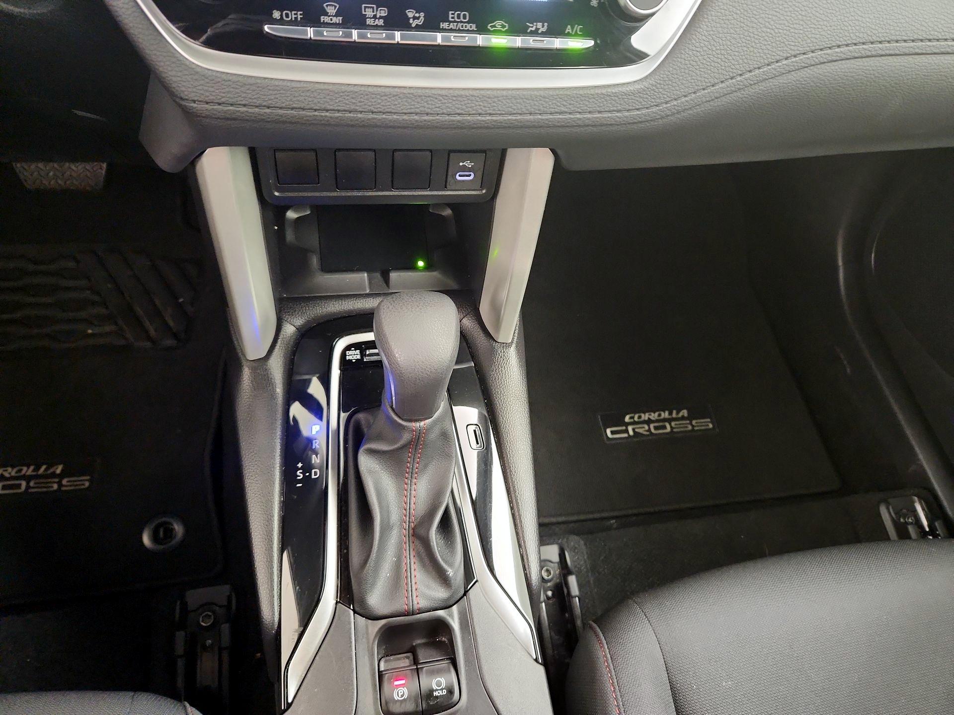 Thumbnail: 2025 Toyota Corolla Cross - 17