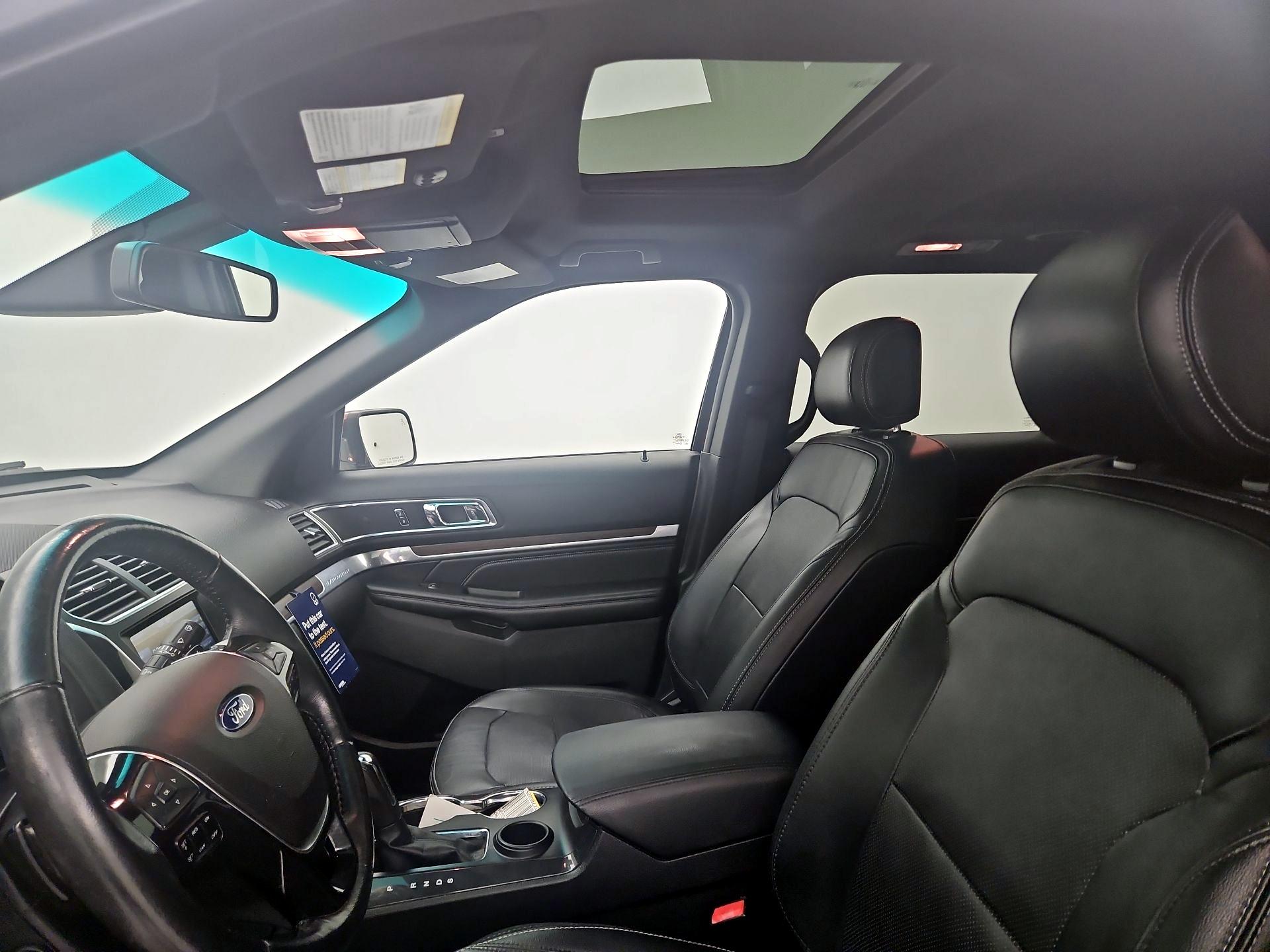 Thumbnail: 2016 Ford Explorer - 19