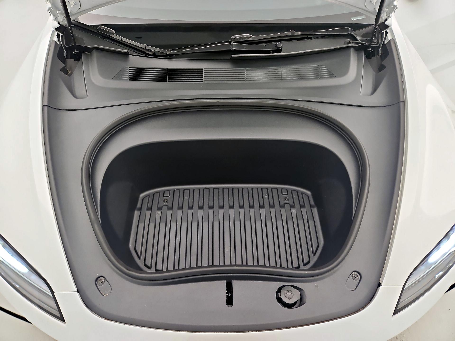 Thumbnail: 2025 Tesla Model 3 - 20