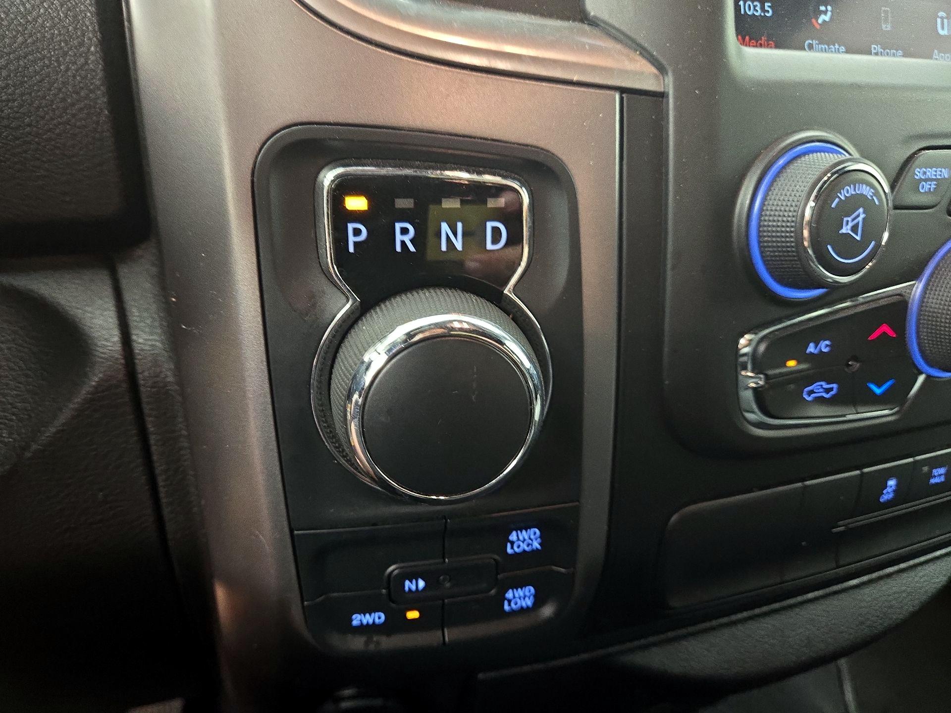 Thumbnail: 2021 RAM 1500 Classic - 17