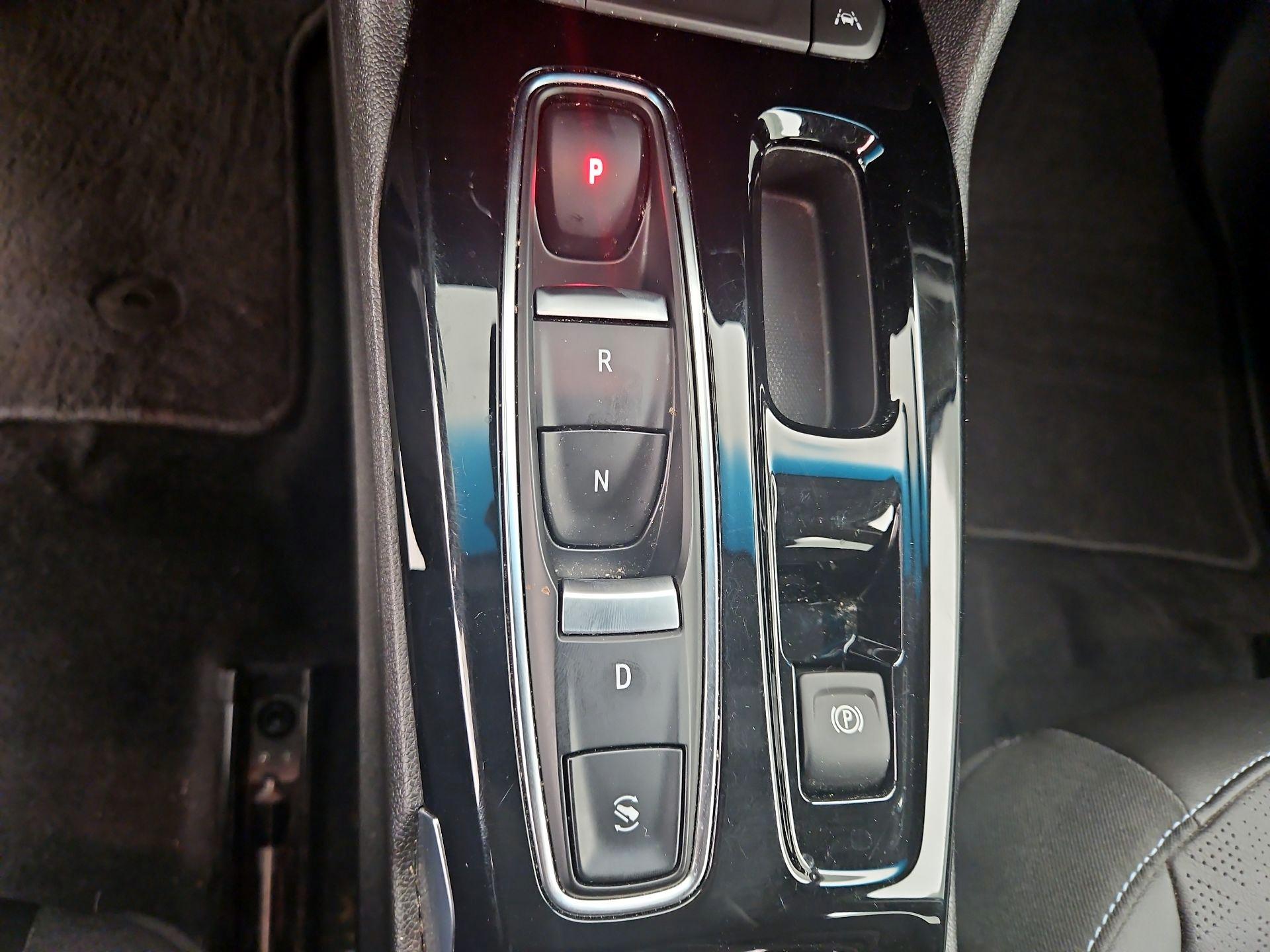 Thumbnail: 2022 Chevrolet Bolt EV - 17