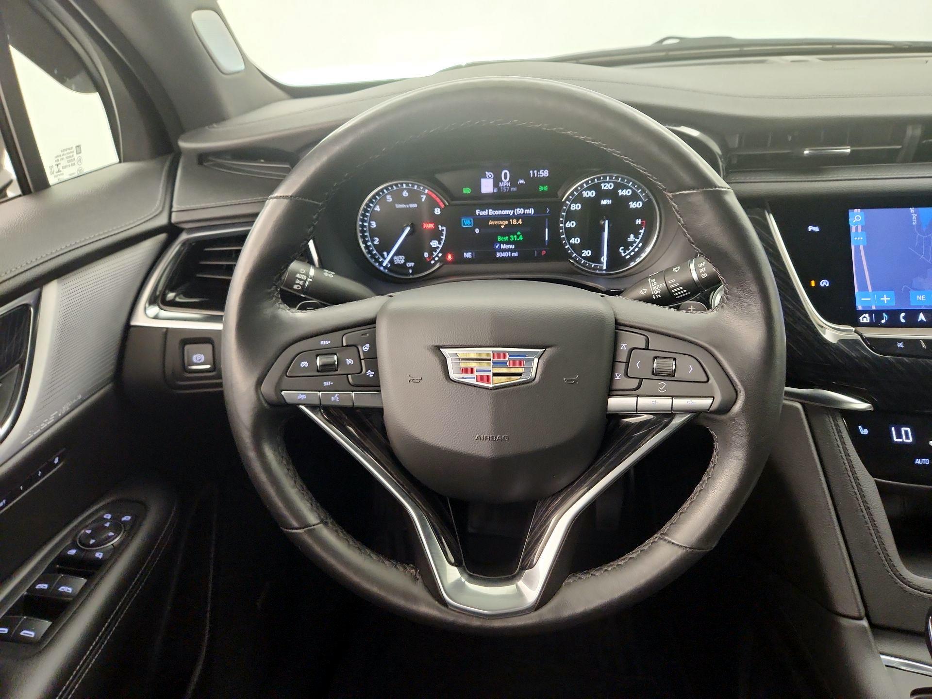 Thumbnail: 2022 Cadillac XT6 - 10