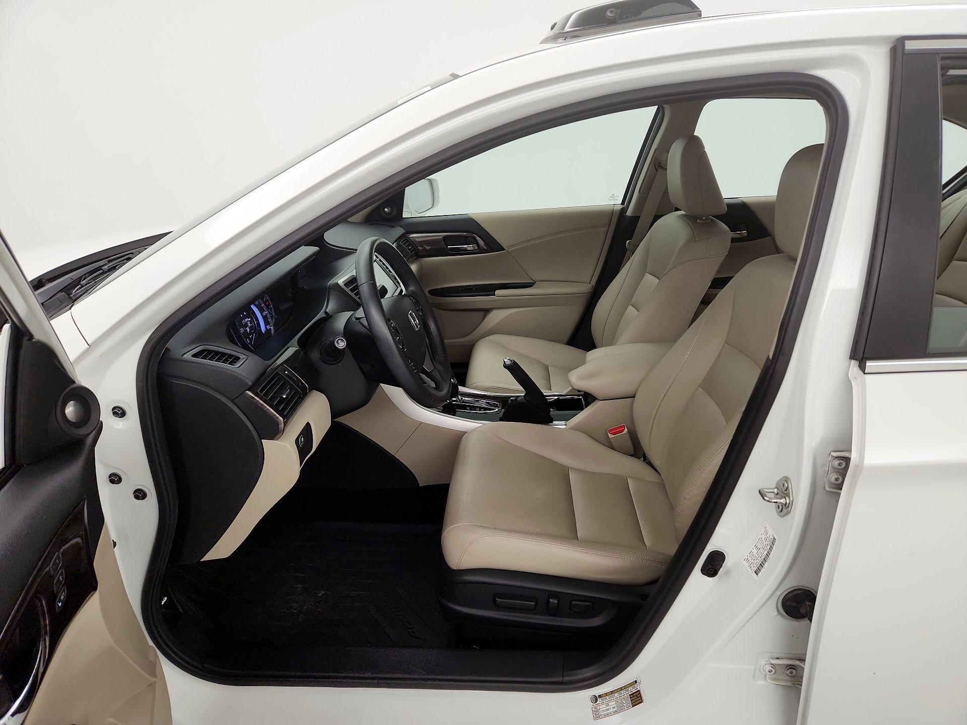 Thumbnail: 2016 Honda Accord - 11