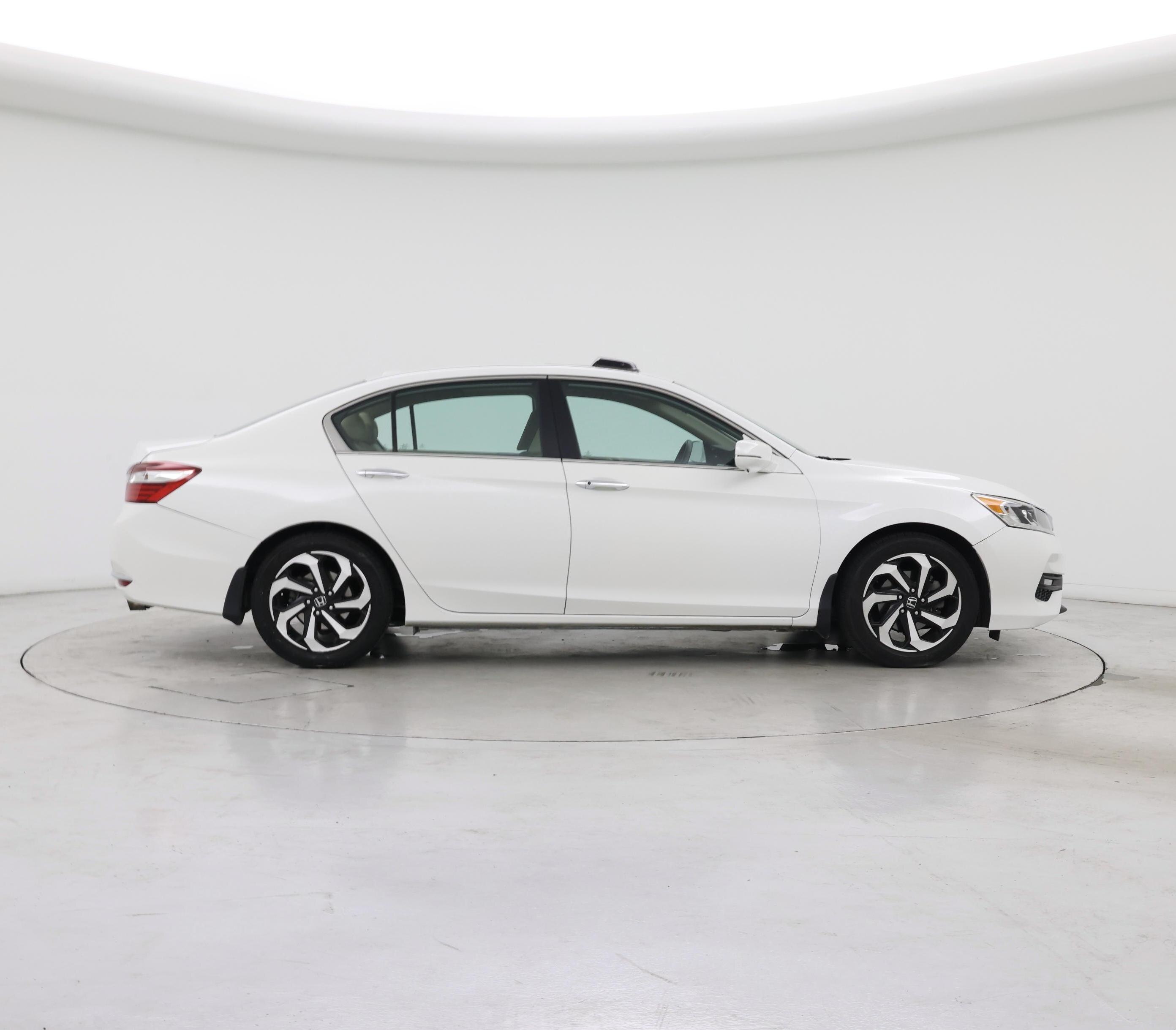 Thumbnail: 2016 Honda Accord - 7