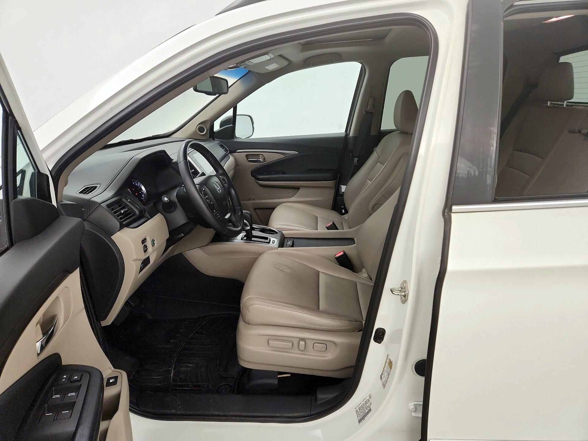 Thumbnail: 2019 Honda Ridgeline - 11