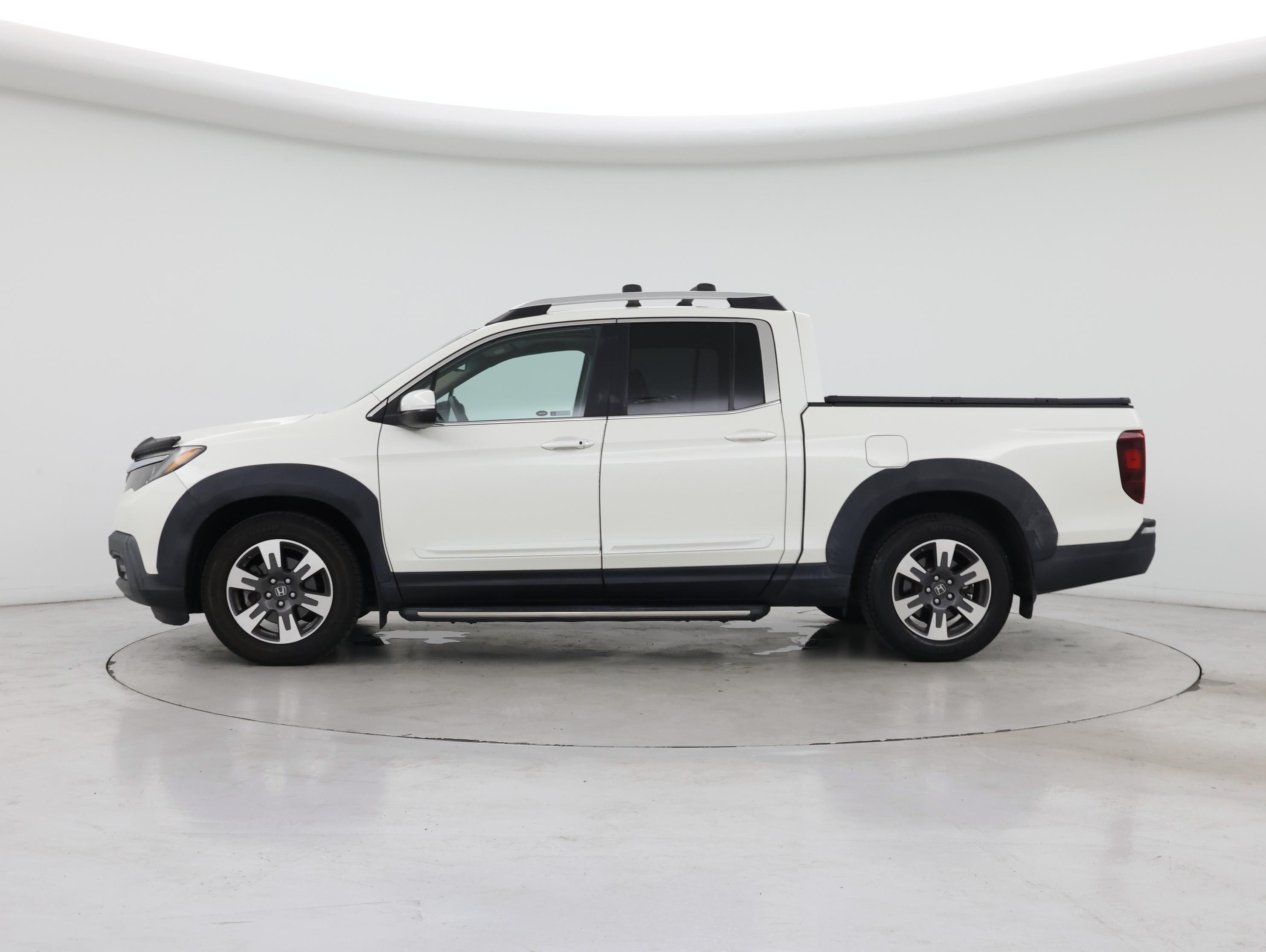Thumbnail: 2019 Honda Ridgeline - 3