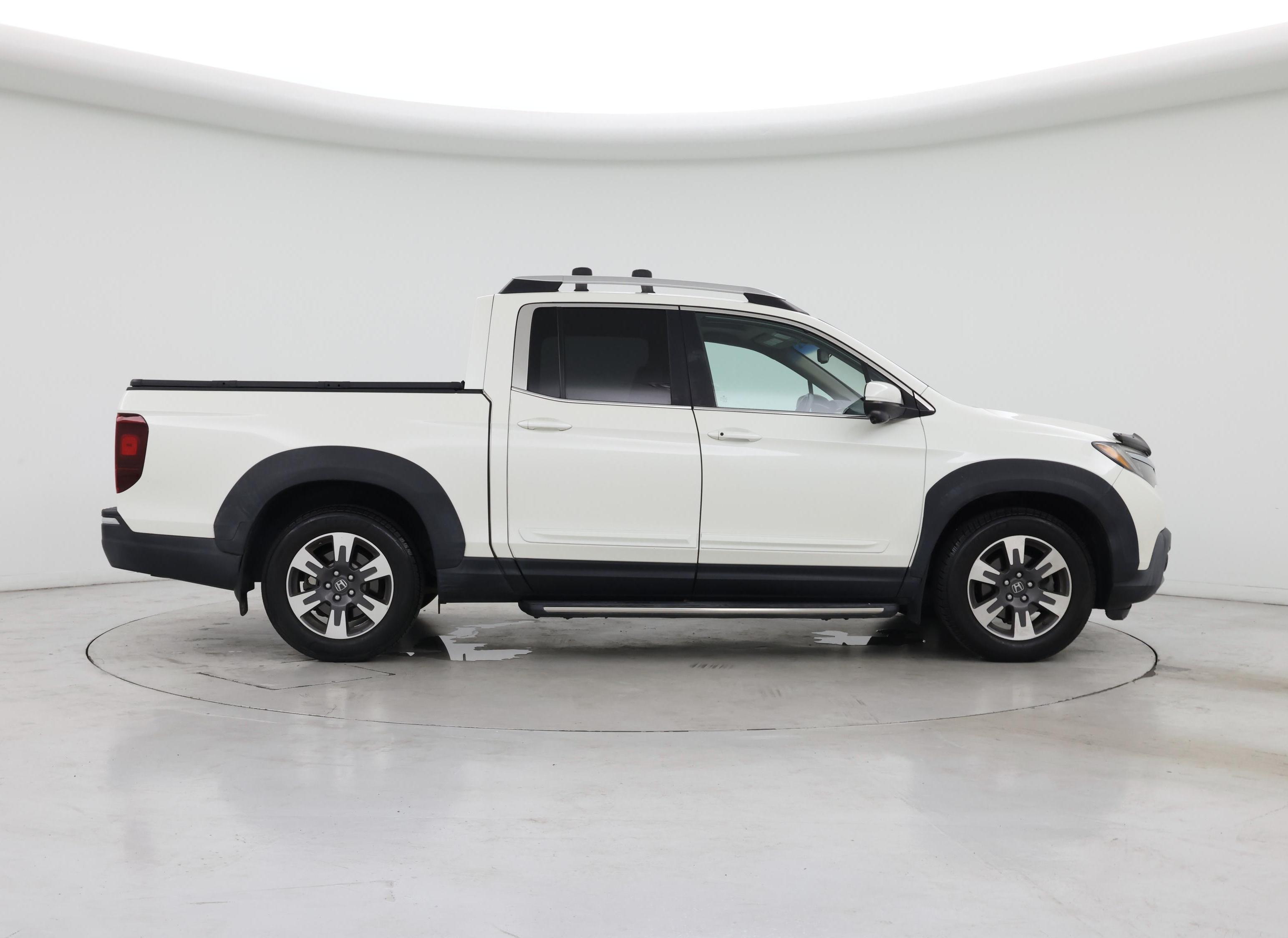 Thumbnail: 2019 Honda Ridgeline - 7