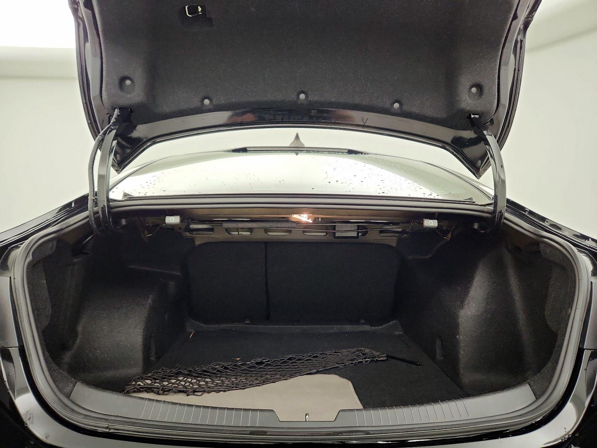 Thumbnail: 2019 Chevrolet Malibu - 20