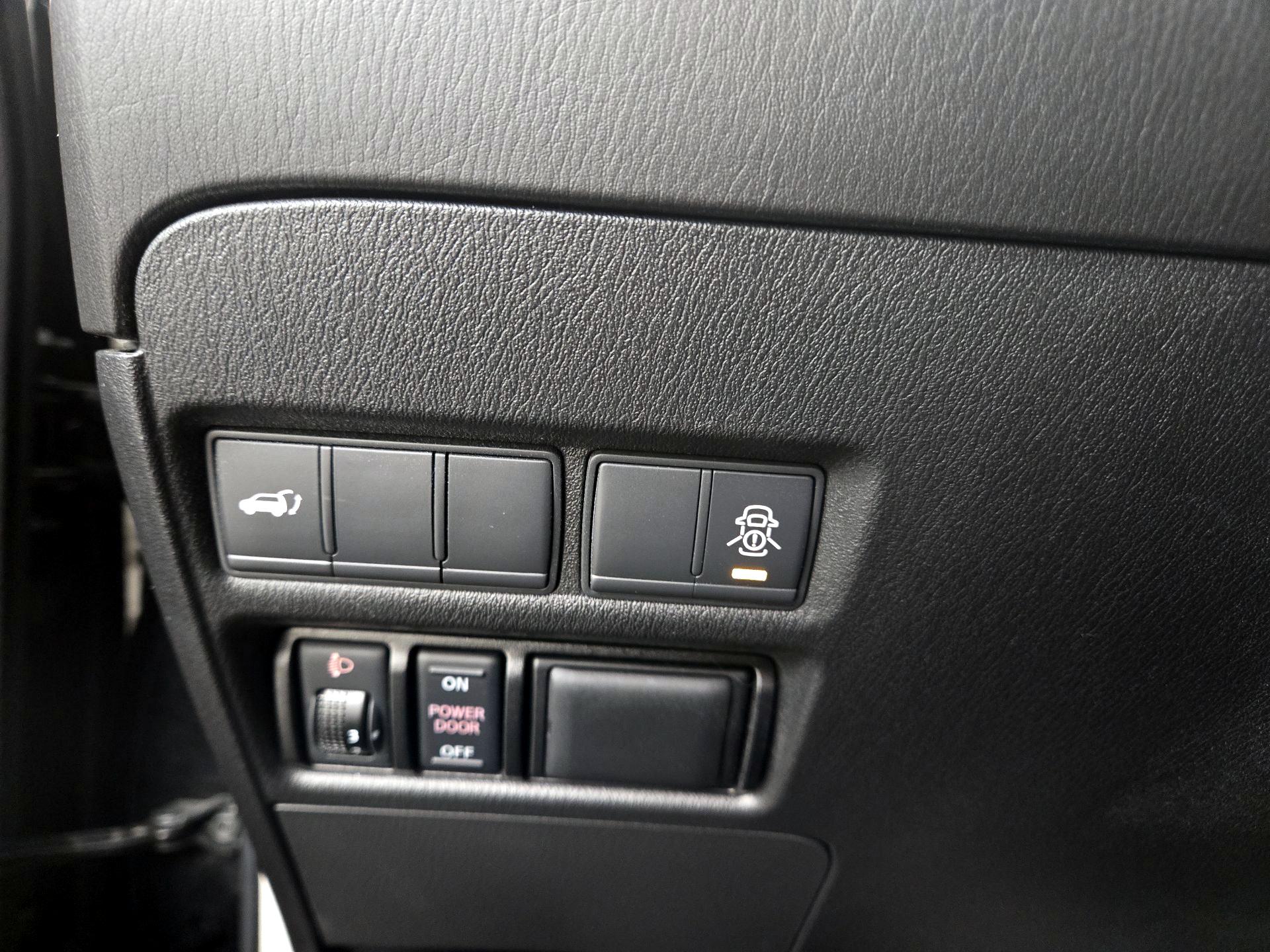 Thumbnail: 2019 Nissan Armada - 13