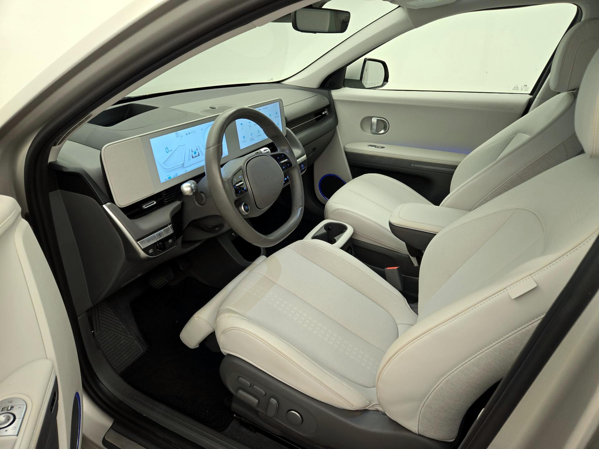Thumbnail: 2023 Hyundai Ioniq 5 - 11