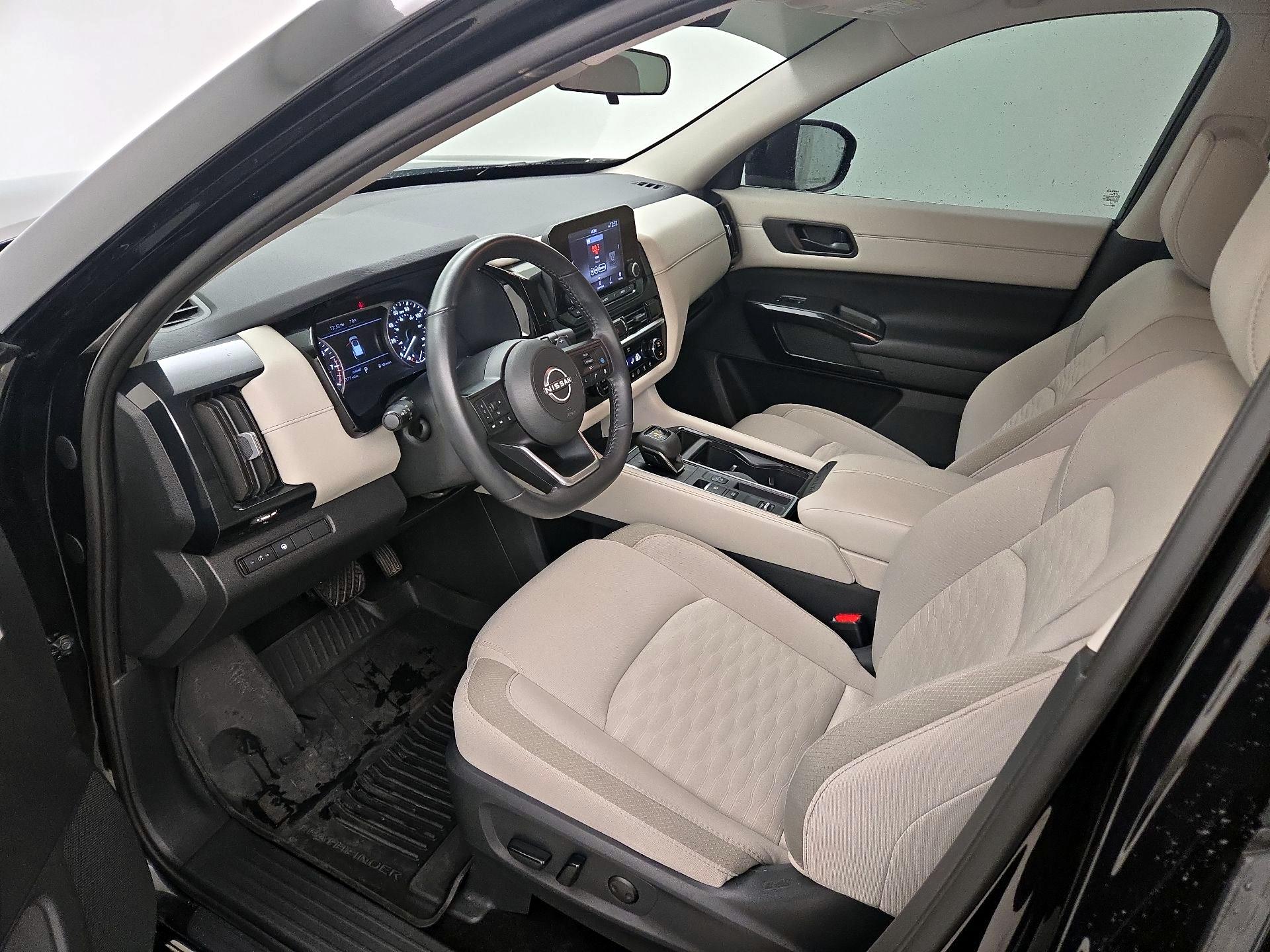 Thumbnail: 2024 Nissan Pathfinder - 11