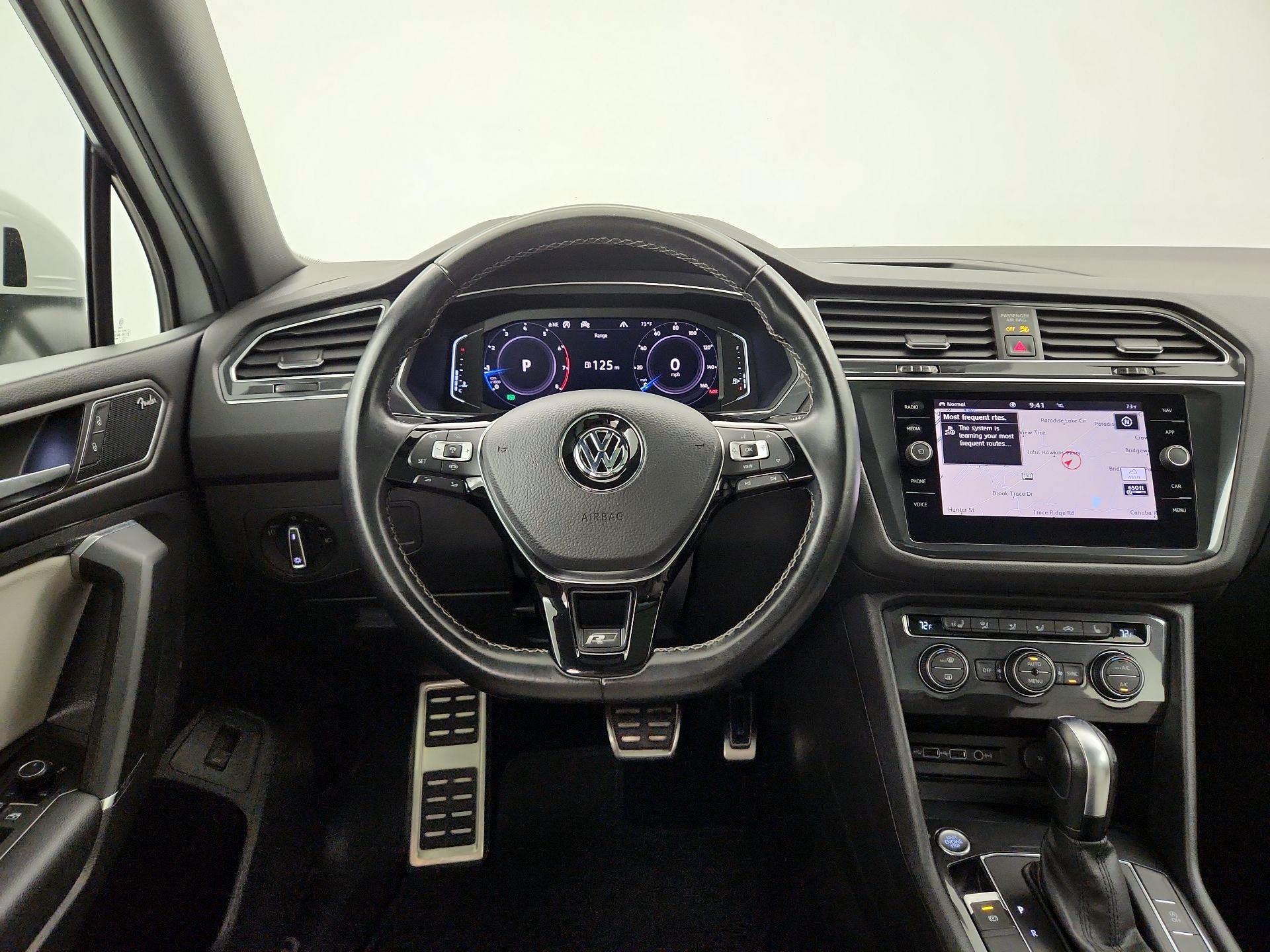 Thumbnail: 2020 Volkswagen Tiguan - 10