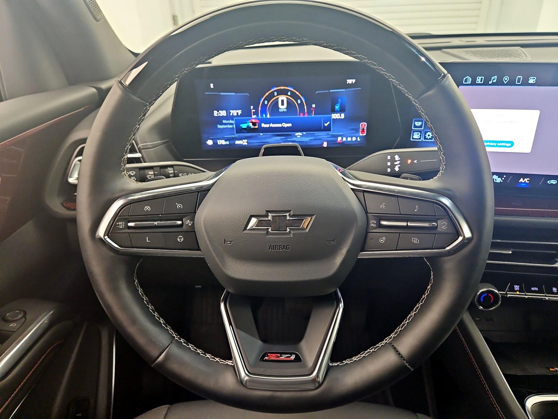 Thumbnail: 2024 Chevrolet Traverse - 10