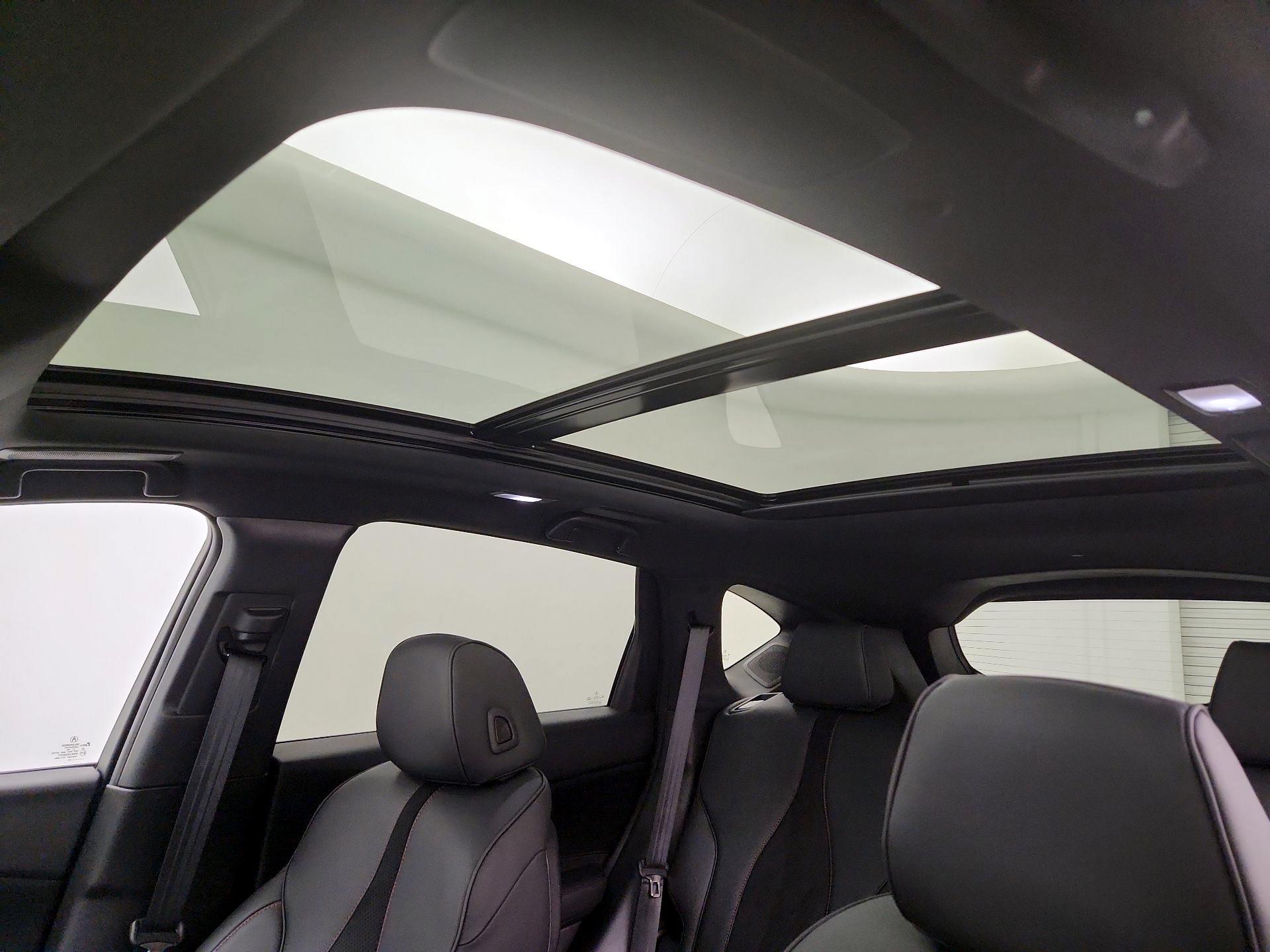 Thumbnail: 2025 Acura RDX - 20