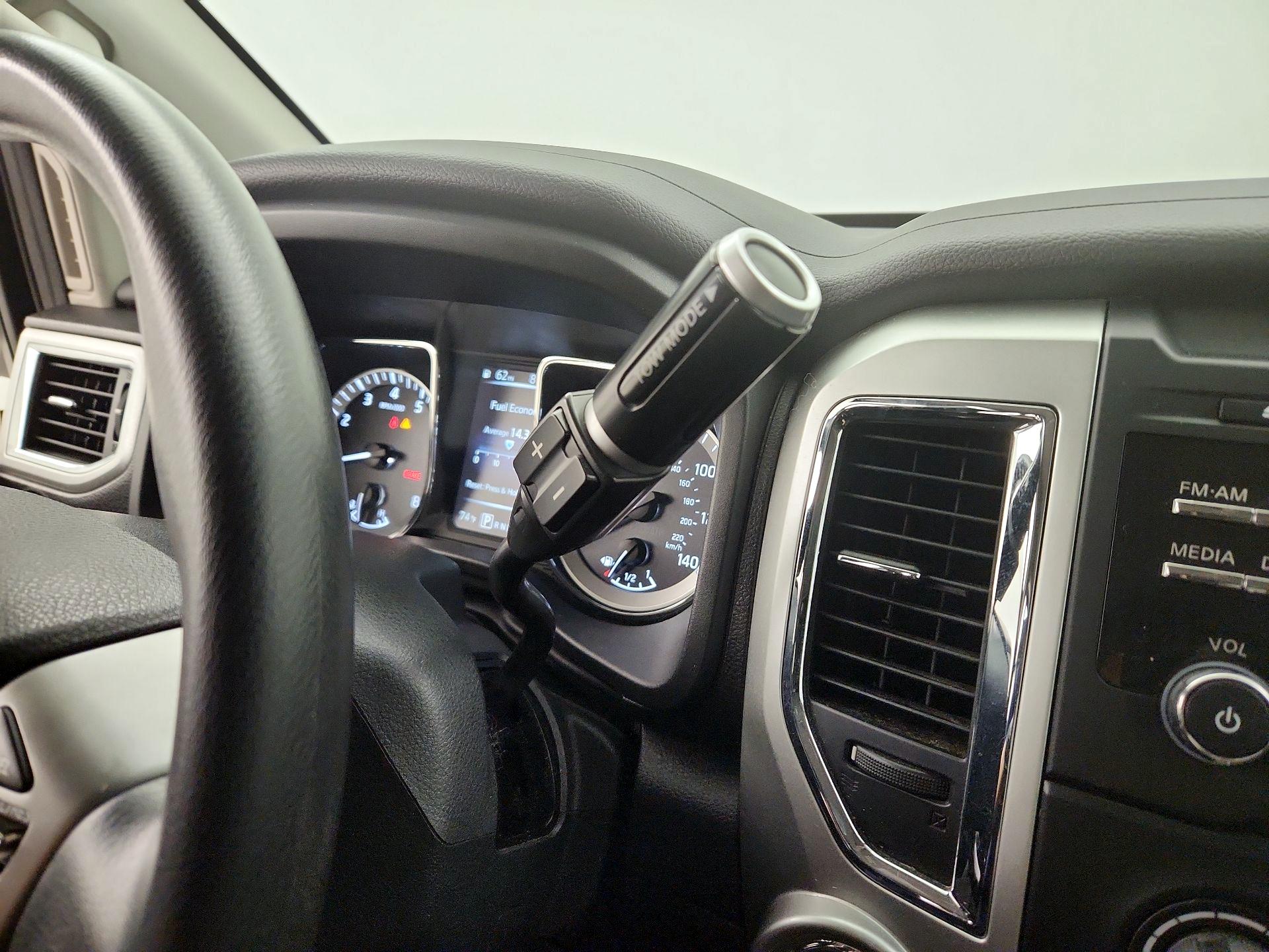 Thumbnail: 2018 Nissan Titan - 17