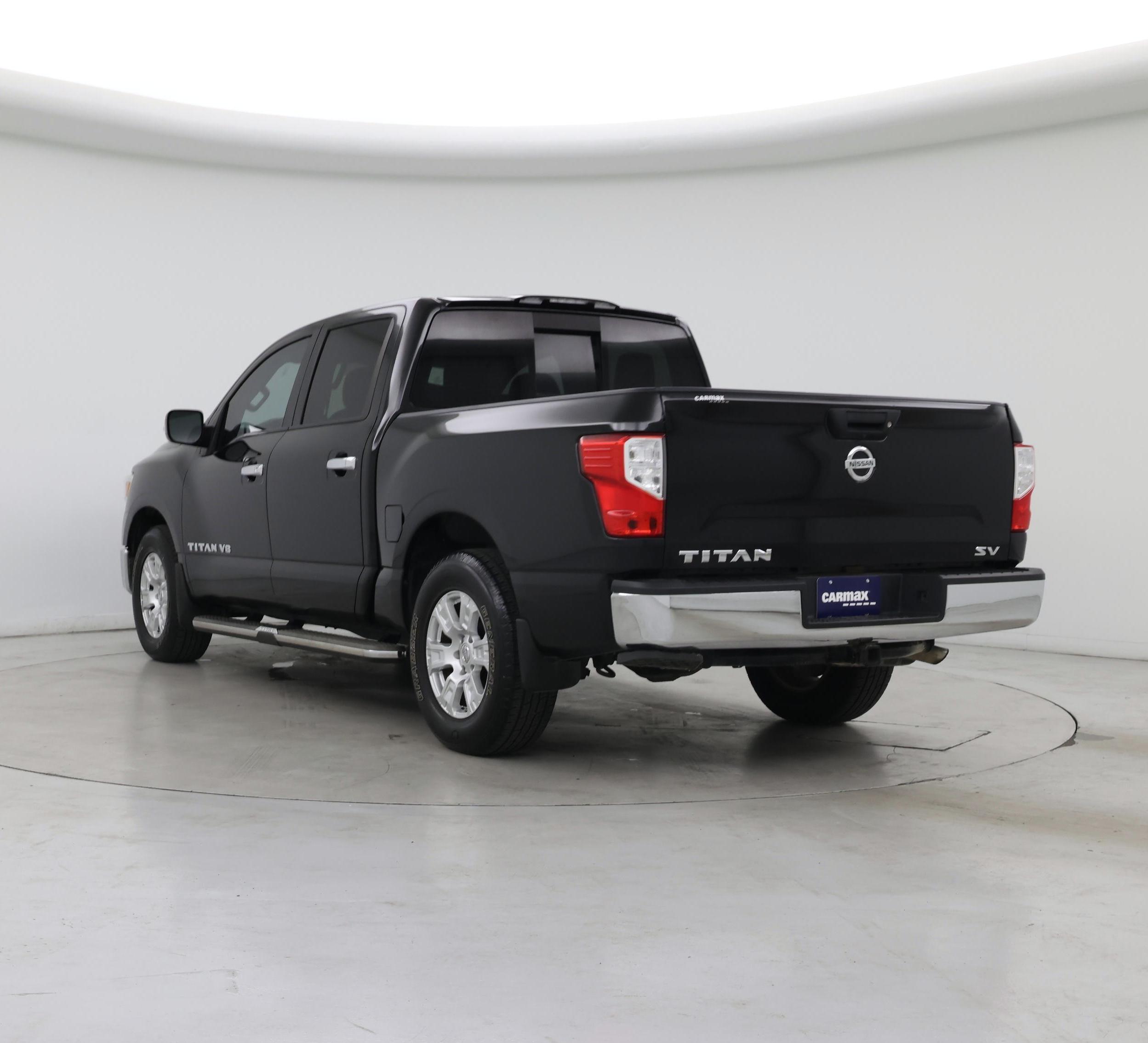Thumbnail: 2018 Nissan Titan - 2