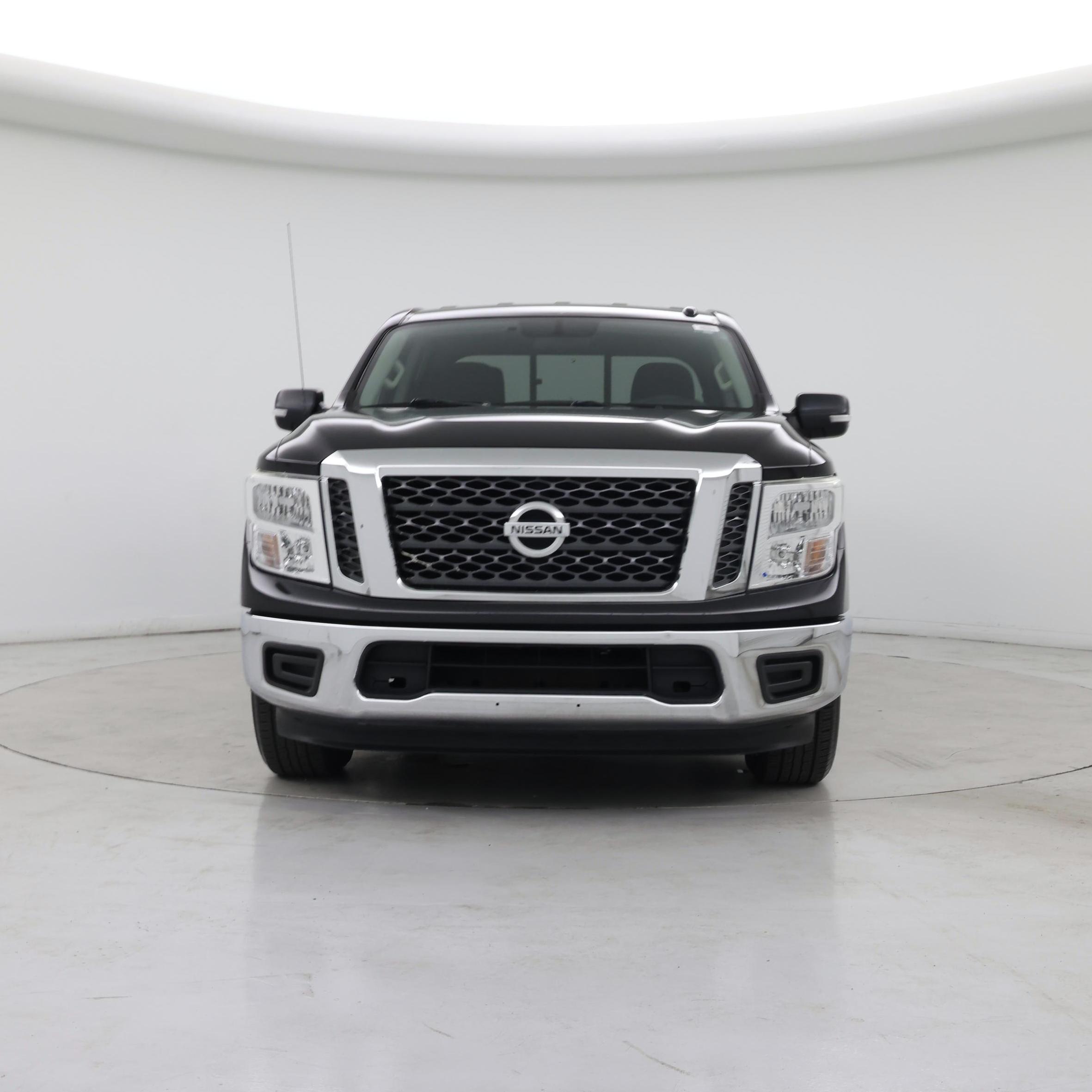 Thumbnail: 2018 Nissan Titan - 5