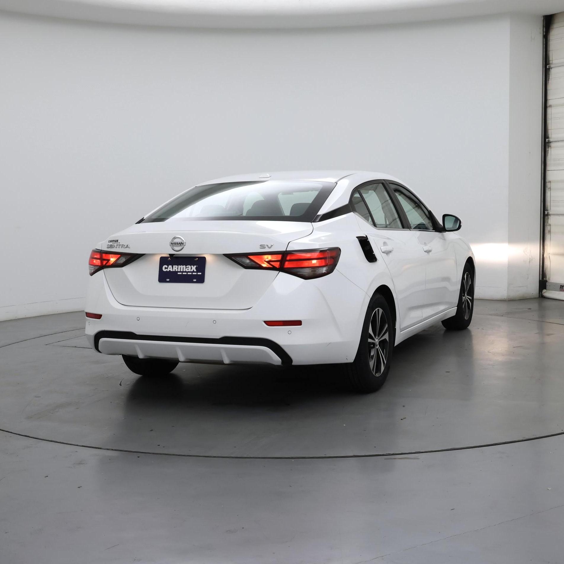 Thumbnail: 2023 Nissan Sentra - 8