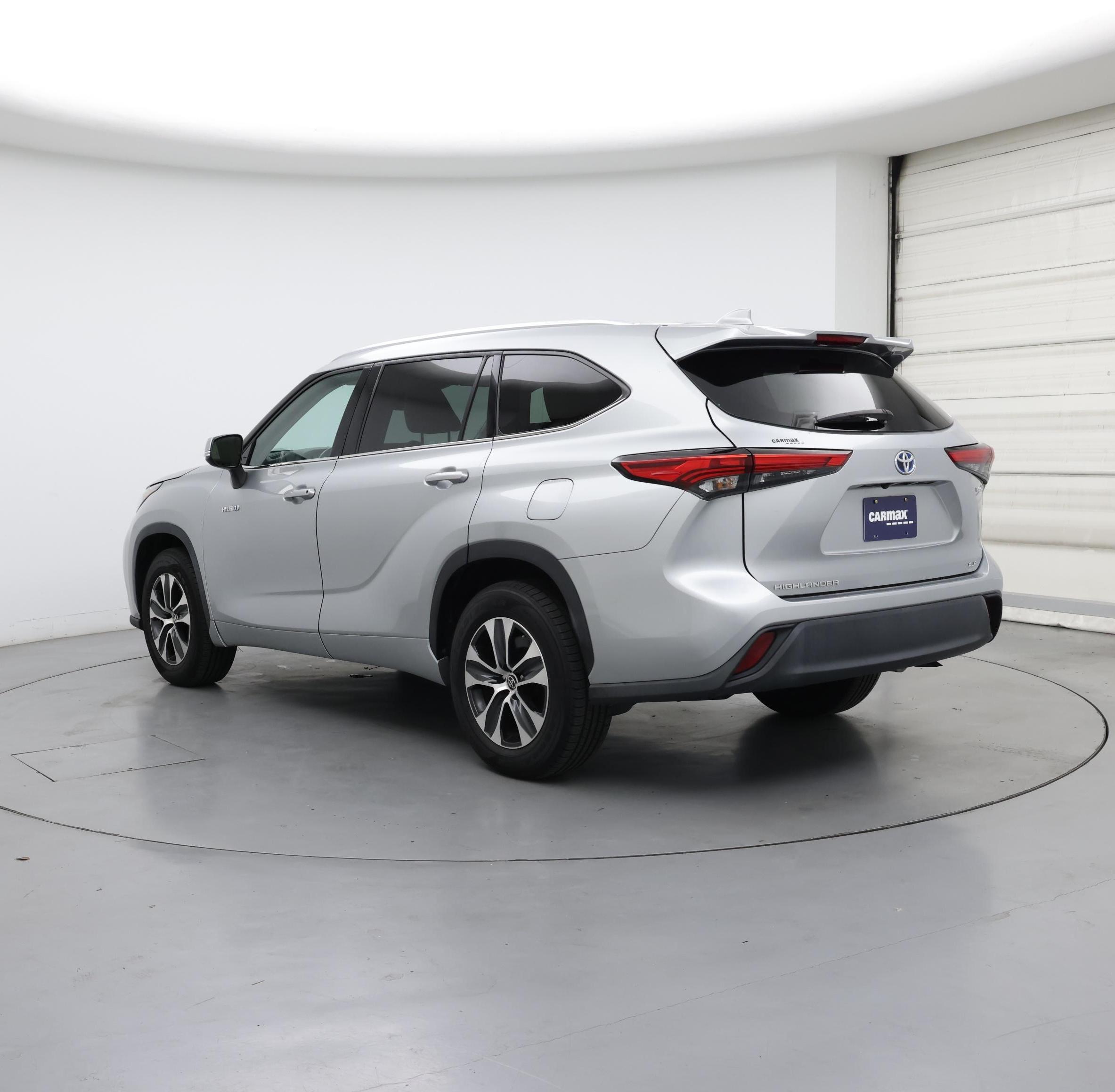 Thumbnail: 2021 Toyota Highlander - 2