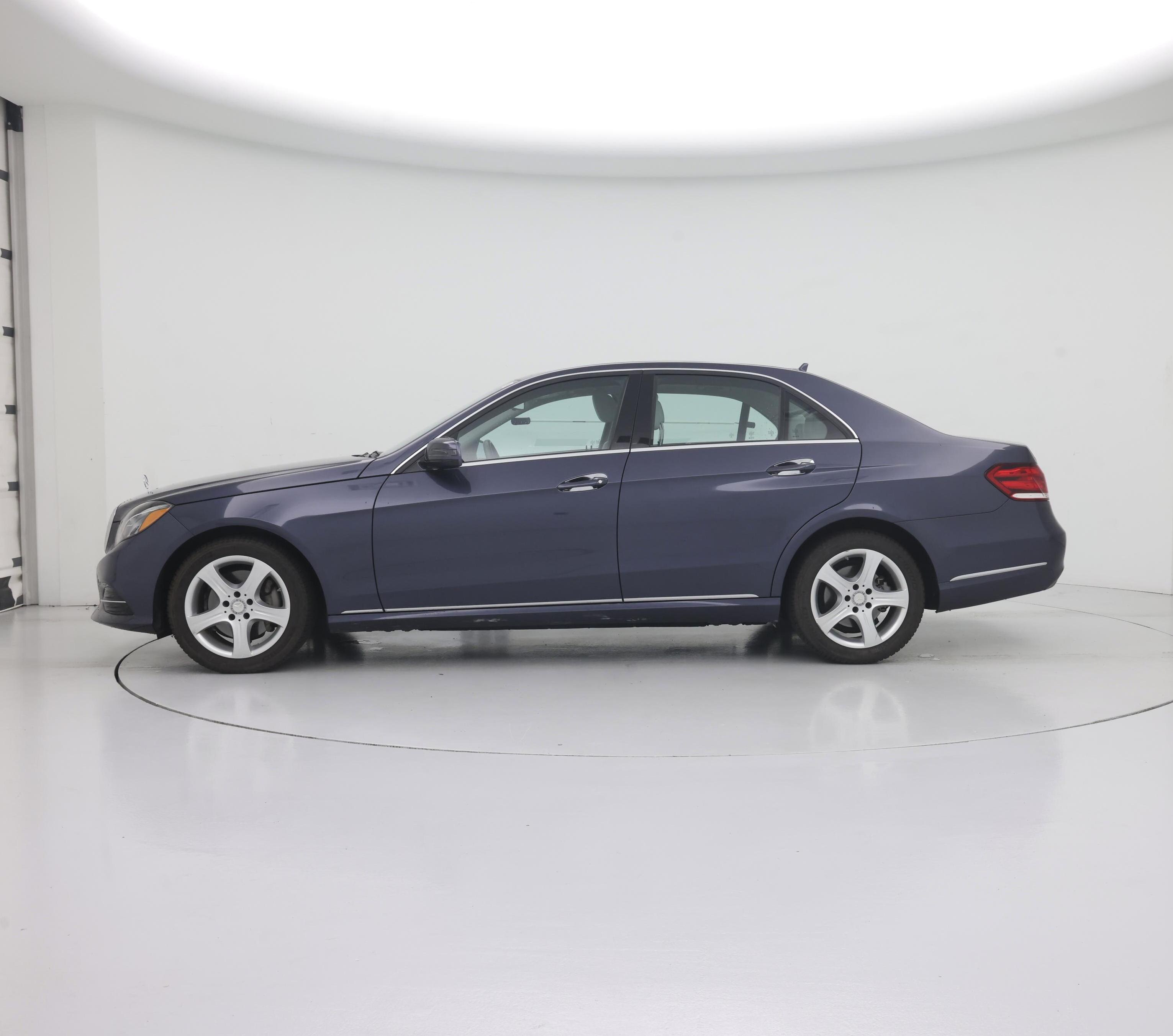 Thumbnail: 2016 Mercedes-Benz E-Class - 3