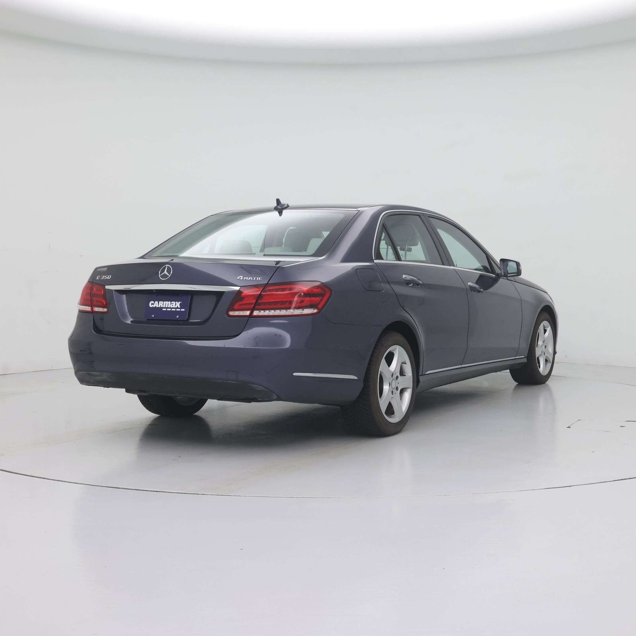 Thumbnail: 2016 Mercedes-Benz E-Class - 8