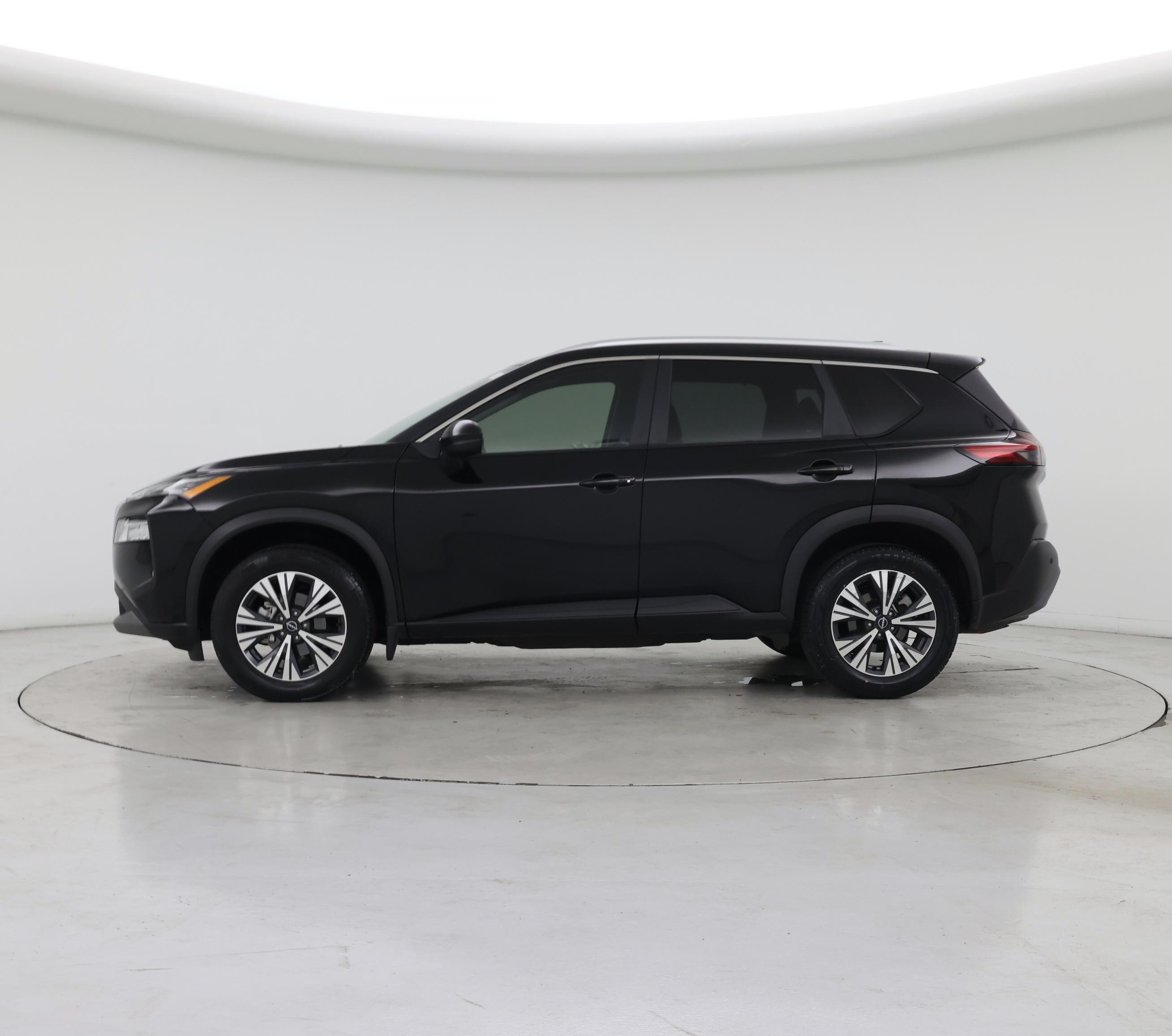 Thumbnail: 2022 Nissan Rogue - 3