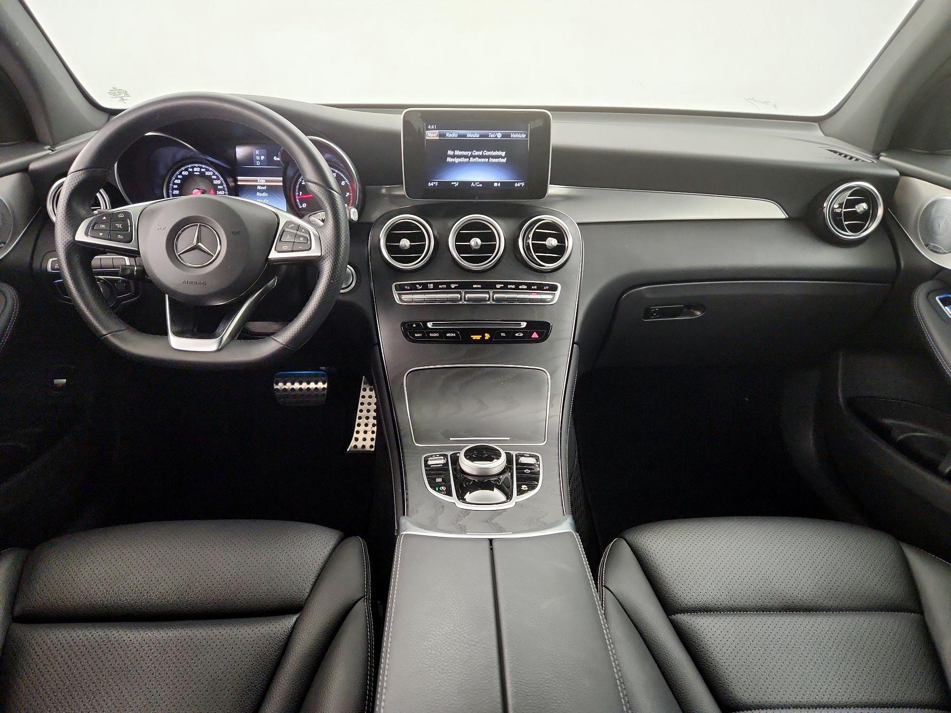 Thumbnail: 2019 Mercedes-Benz GLC - 9