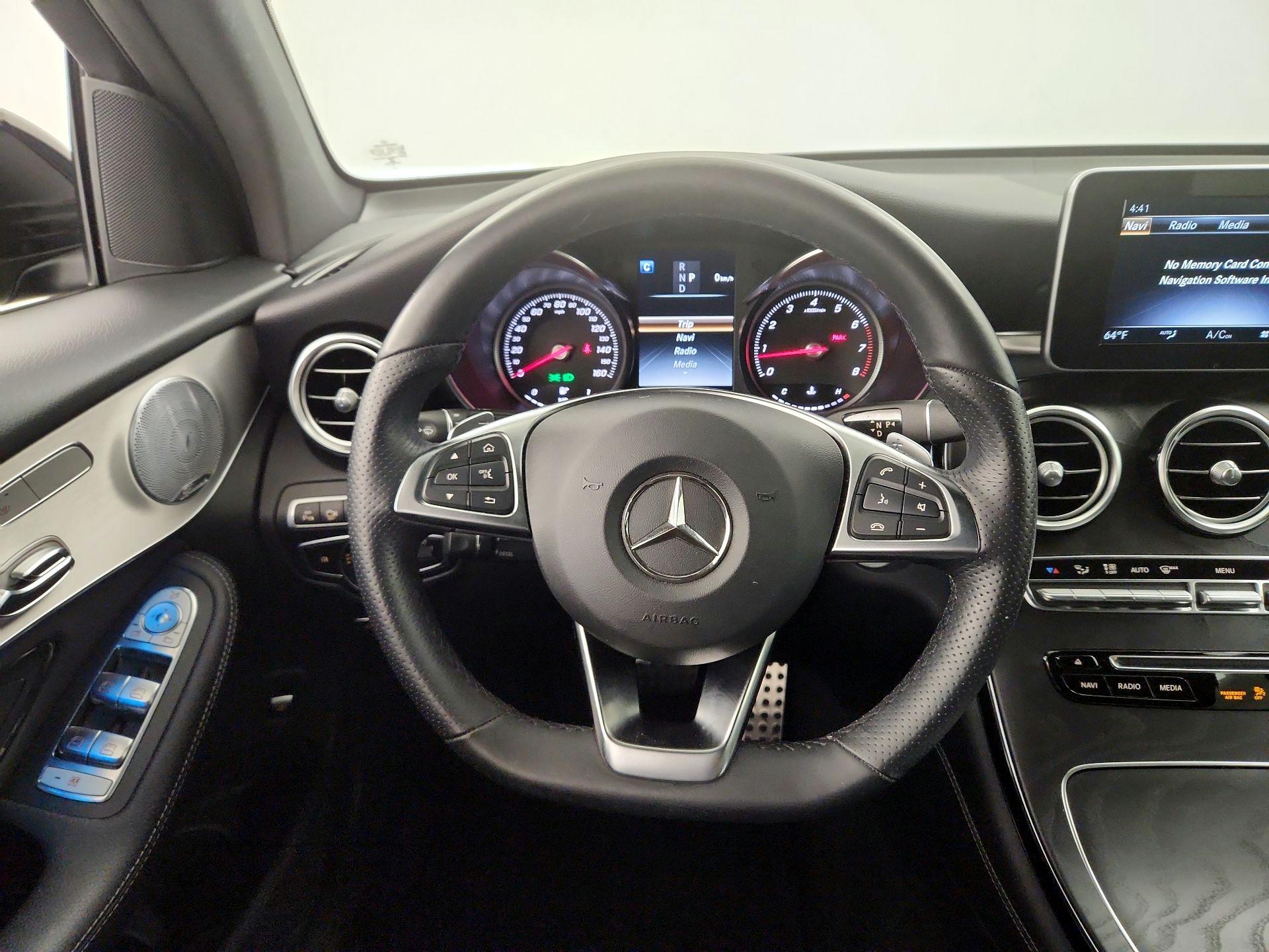 Thumbnail: 2019 Mercedes-Benz GLC - 10