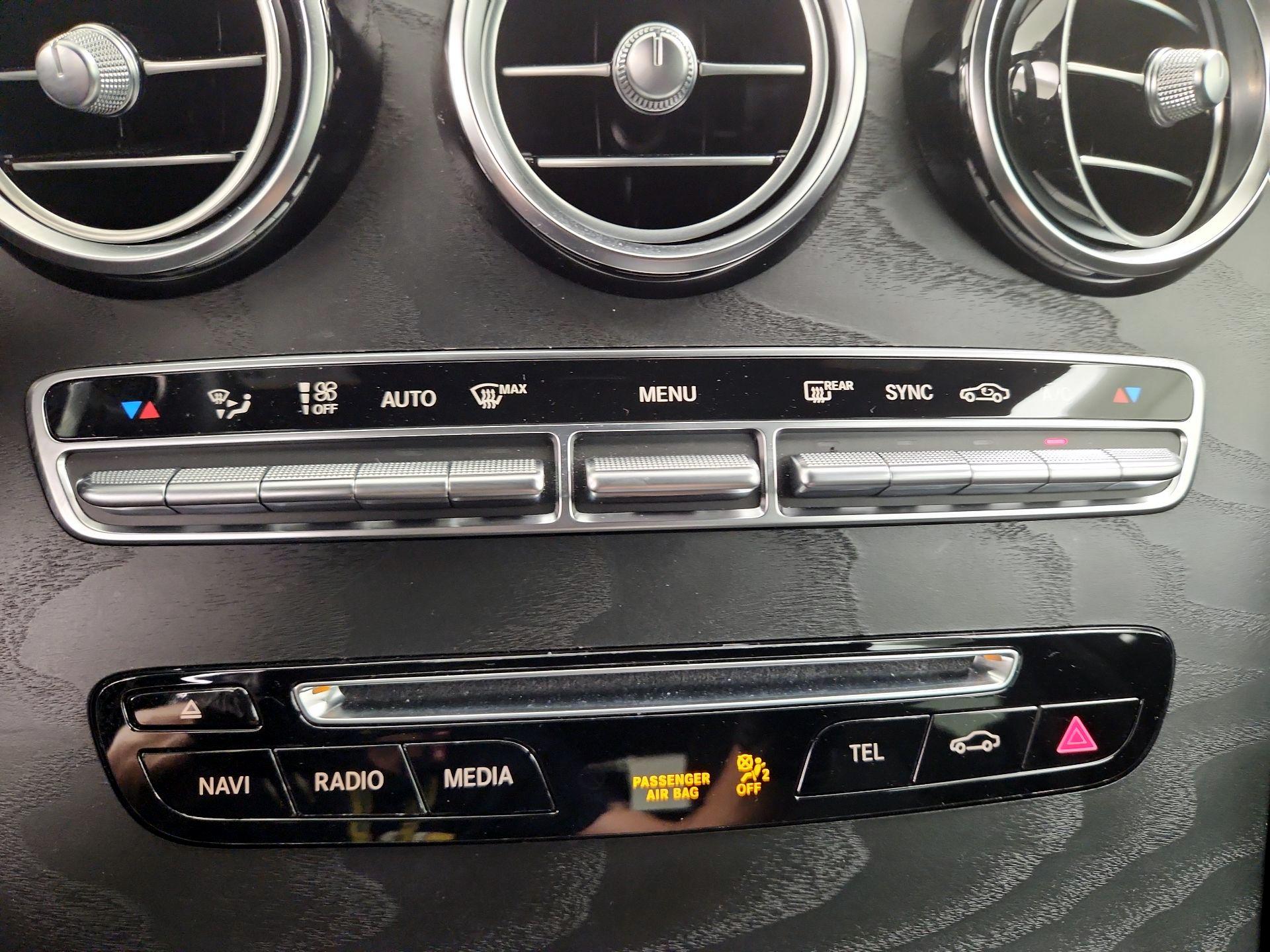 Thumbnail: 2019 Mercedes-Benz GLC - 16