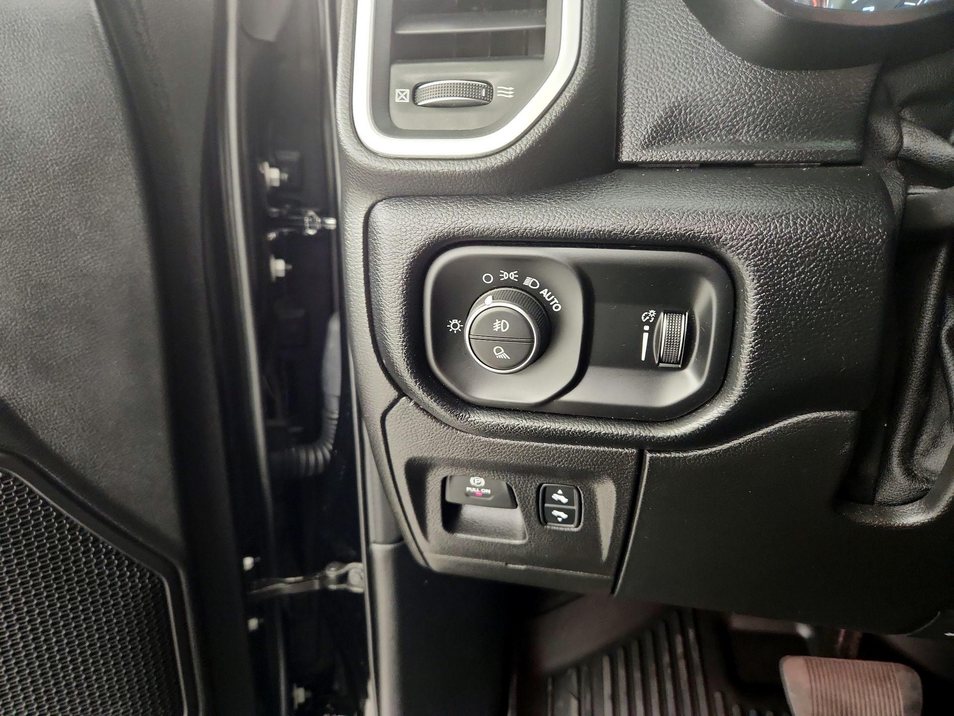 Thumbnail: 2020 RAM 1500 - 13