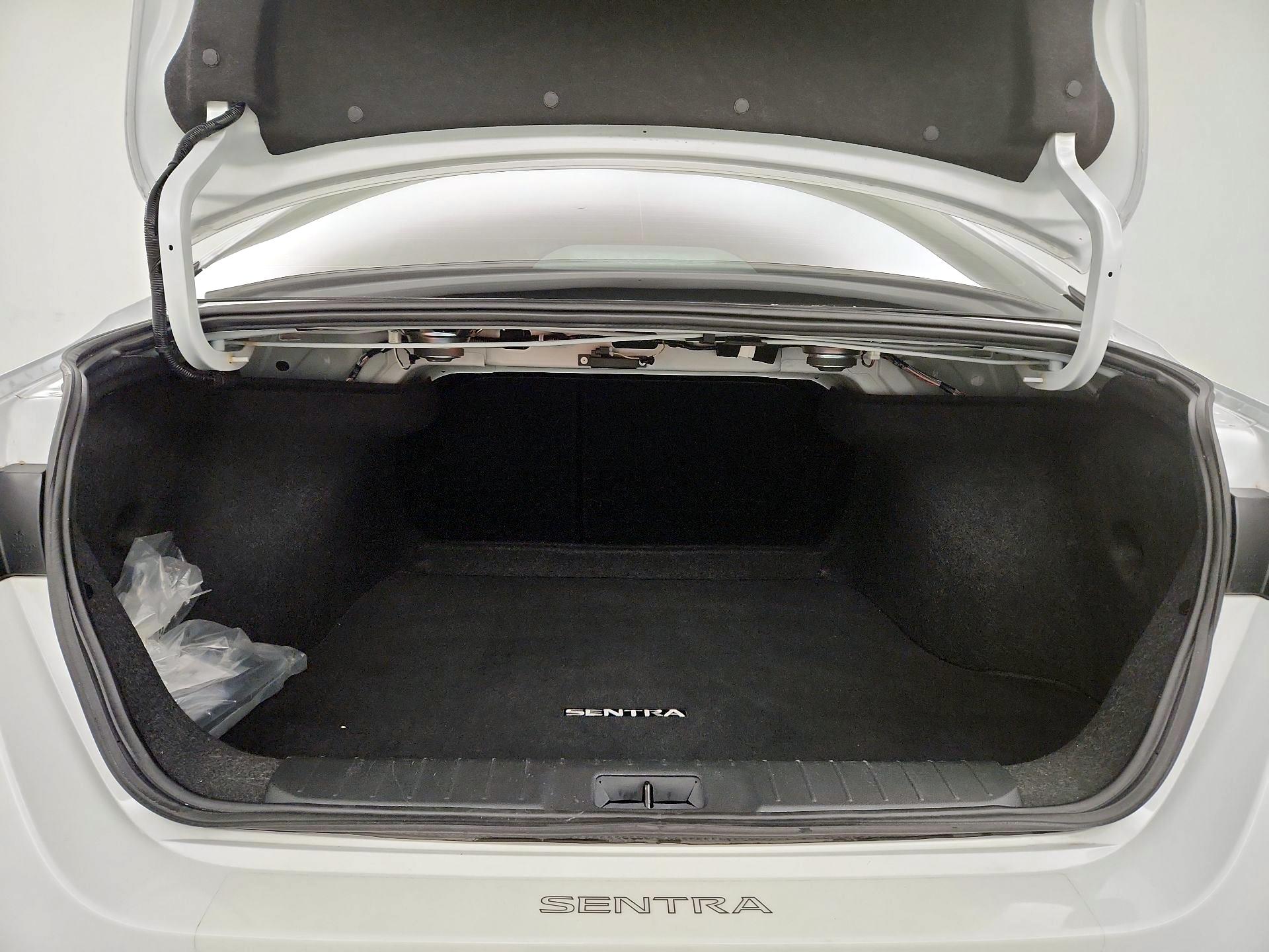 Thumbnail: 2024 Nissan Sentra - 20